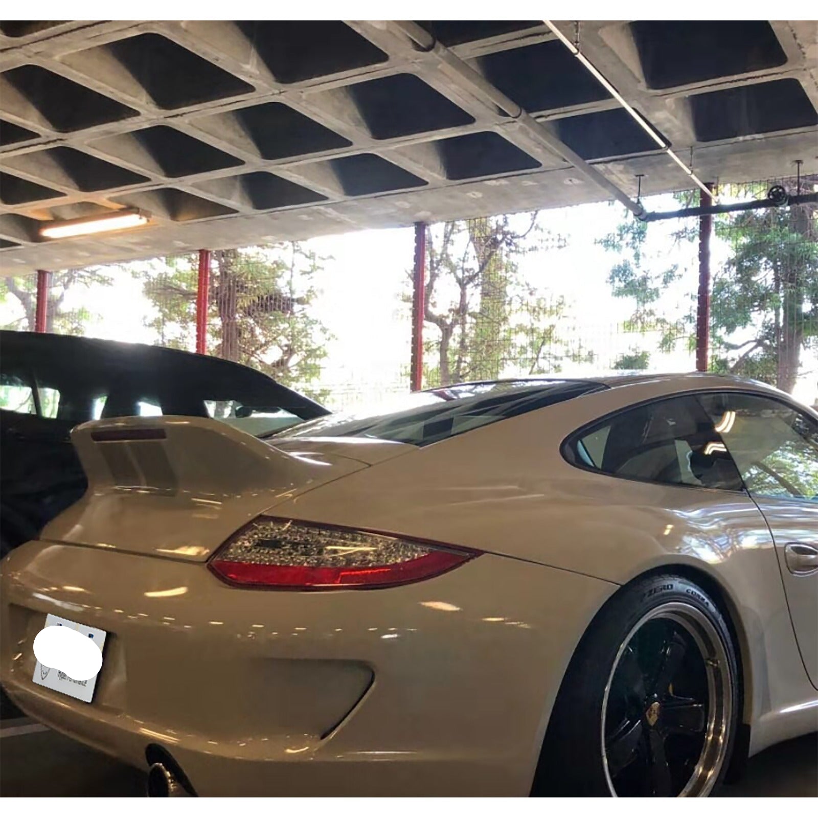 Dry Carbon Fiber Duck Tail Wing Engine Cover - Porsche 997