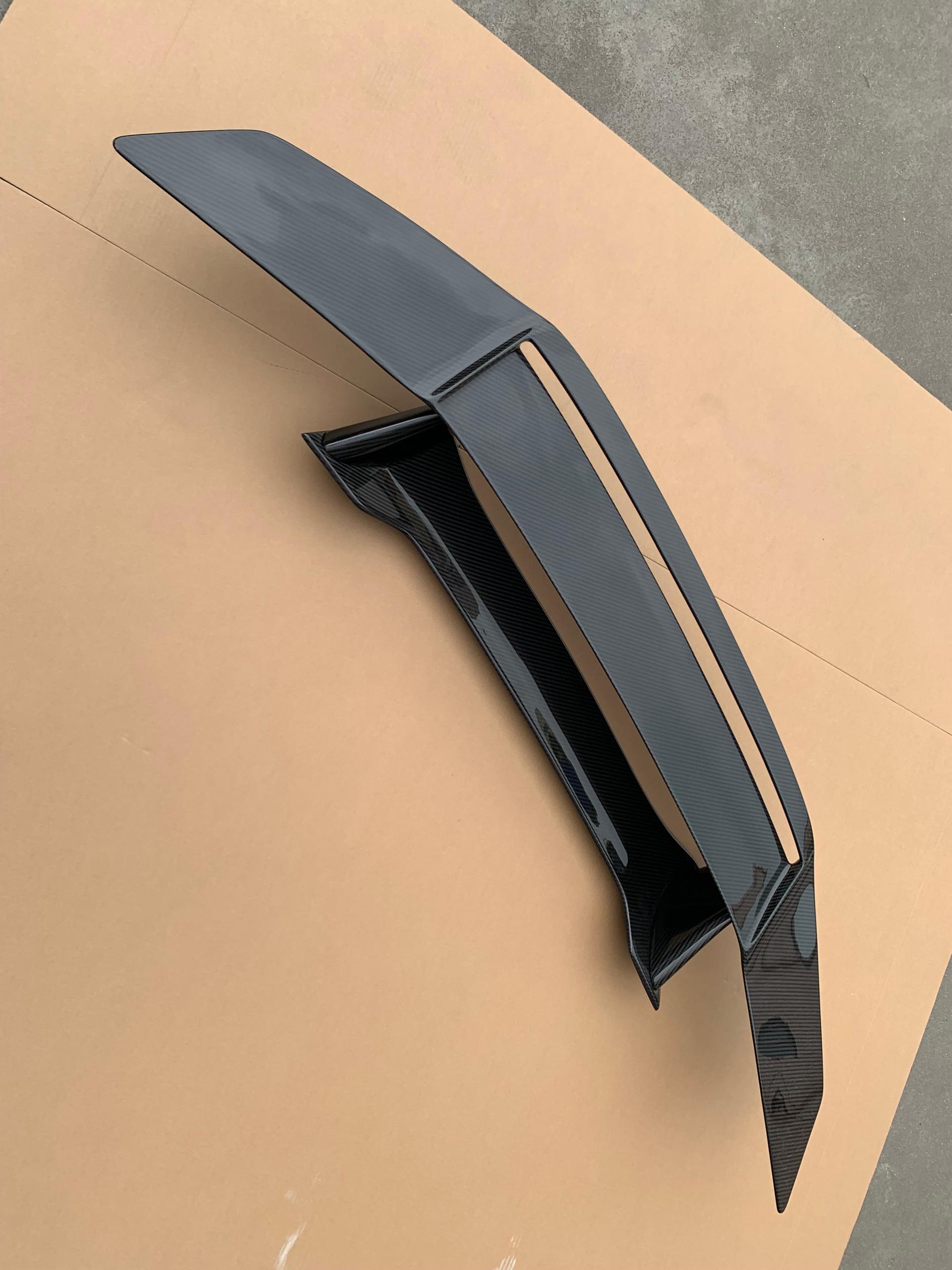 Carbon Fiber Vented Aerodynamic Wing V2 - Mclaren GT