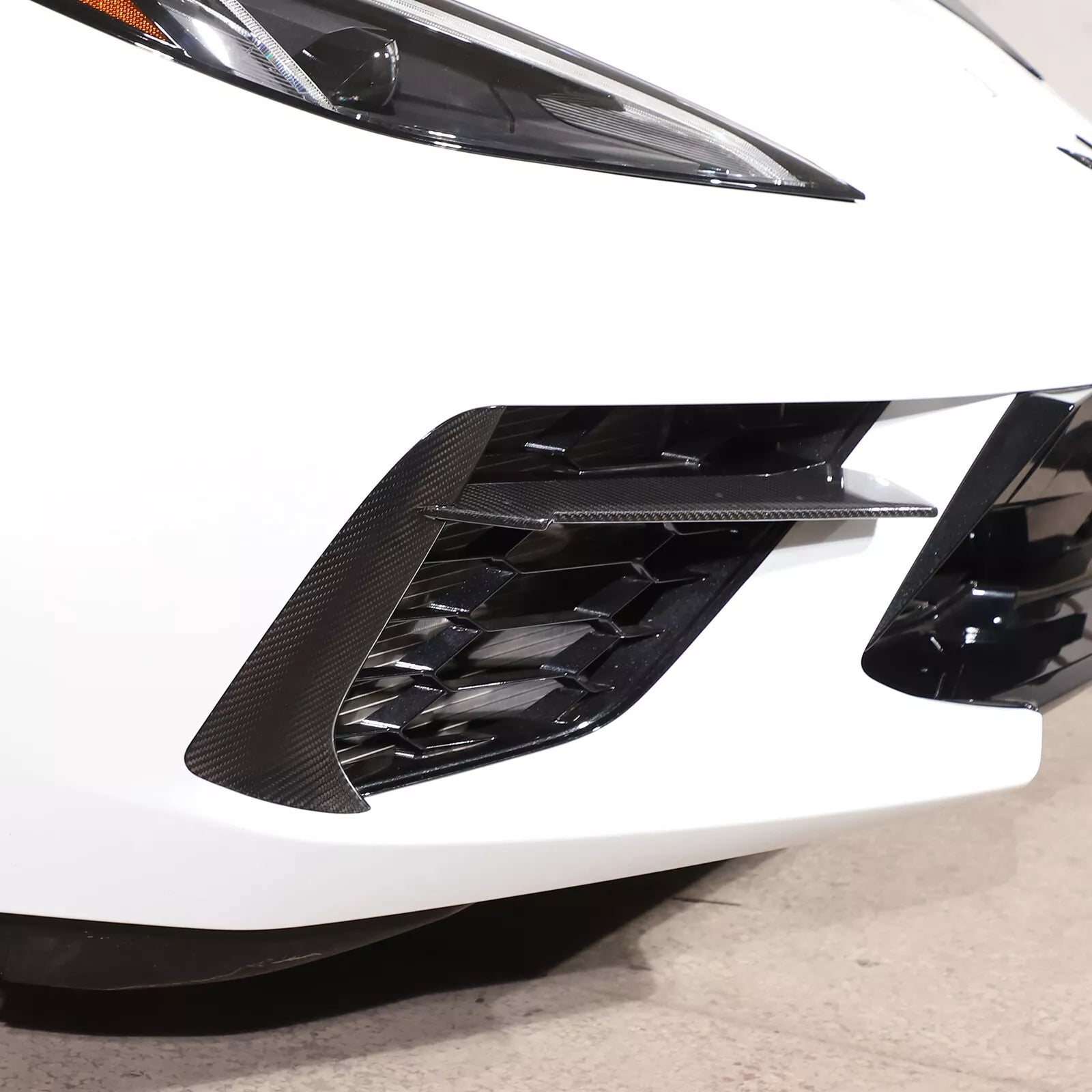 Carbon Fiber Front Bumper Fog Light Lamp Trim - Corvette C8