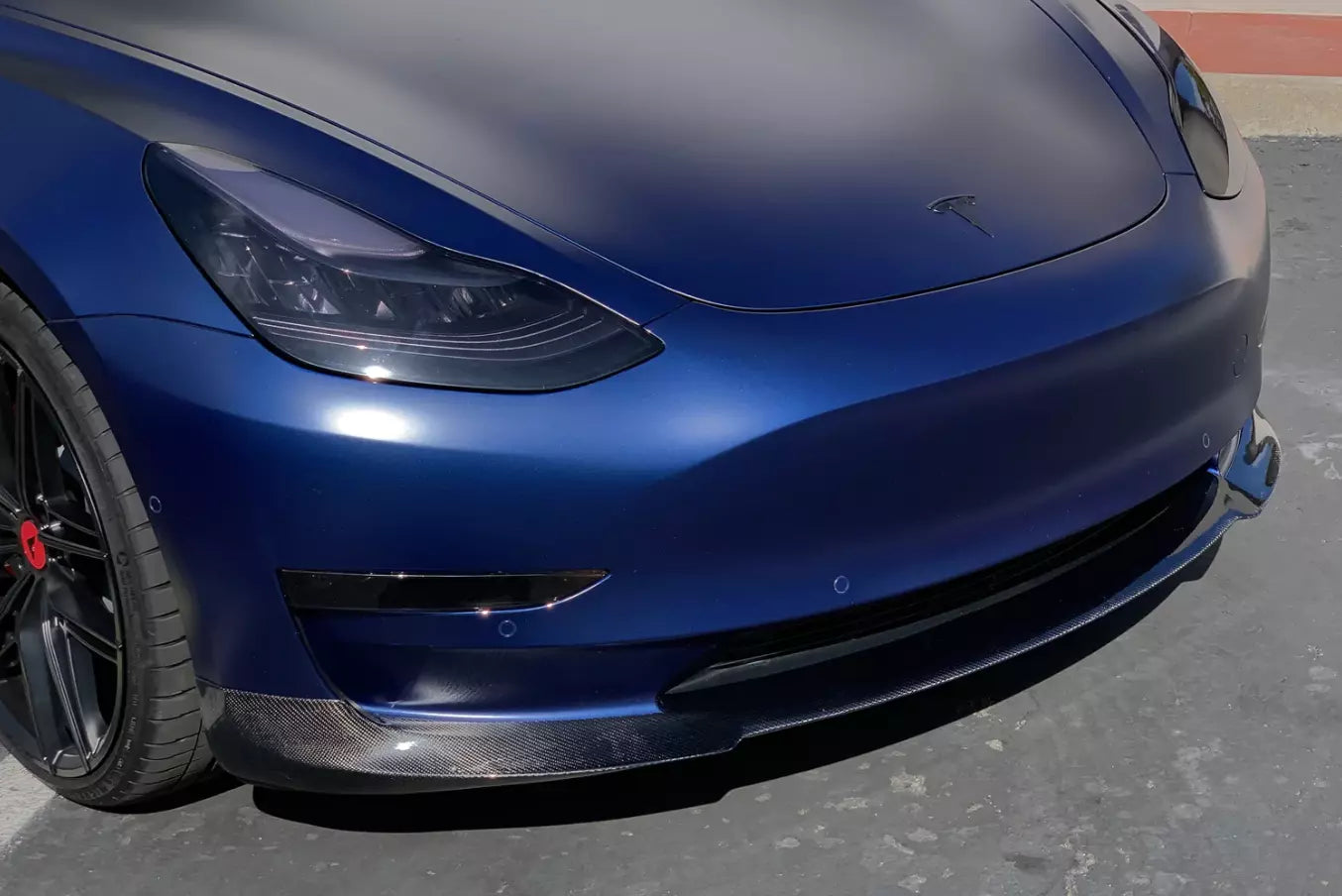 Carbon Fiber Front Lip Splitter - Tesla Model 3