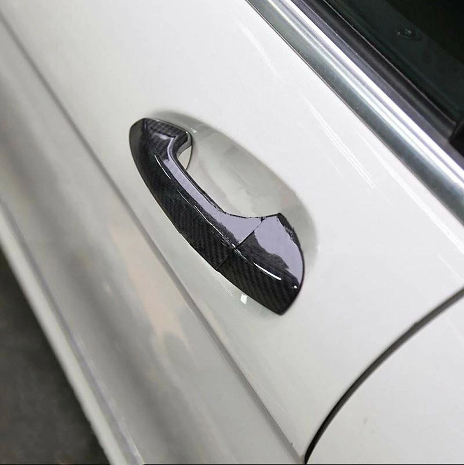 Carbon Fiber Handle Trim (LHD No Keyless Sensor) - 14-20 X156 GLA250 GLA45