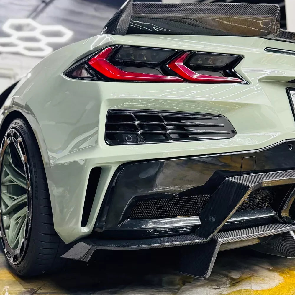 Carbon Fiber Rear Diffuser - Chevrolet Corvette C8 Z06