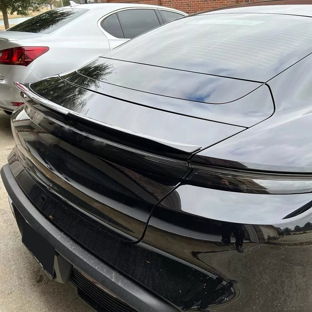 T Style Carbon Fiber Spoiler - Porsche Taycan