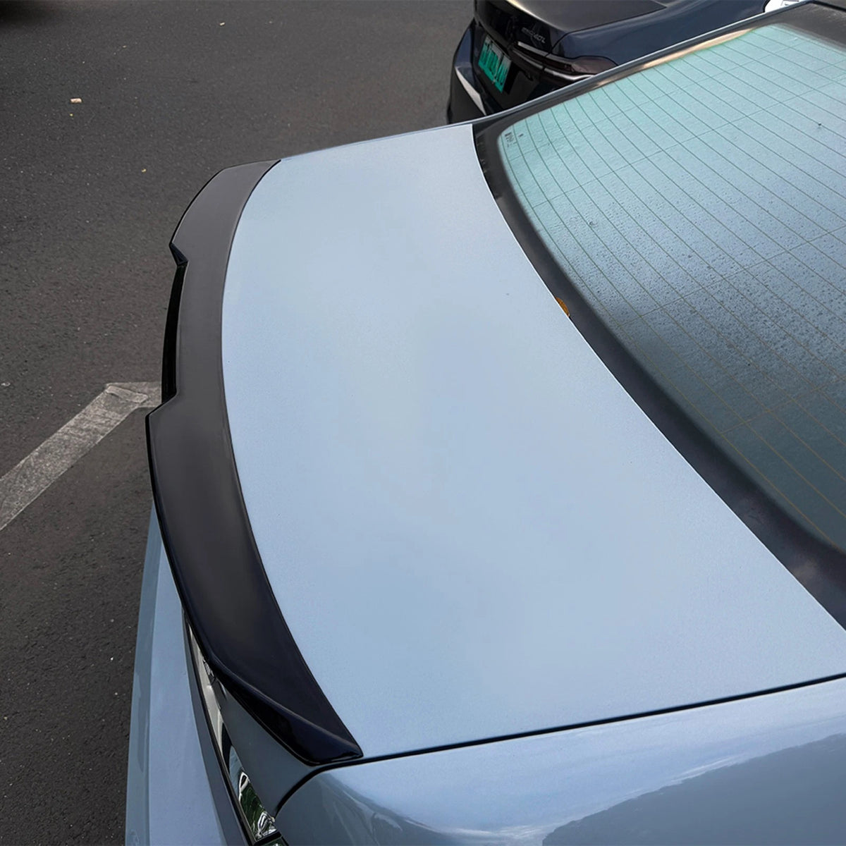 Gloss Black Rear Trunk V Style Spoiler - BMW 7 Series i7 G70 G73 23-25