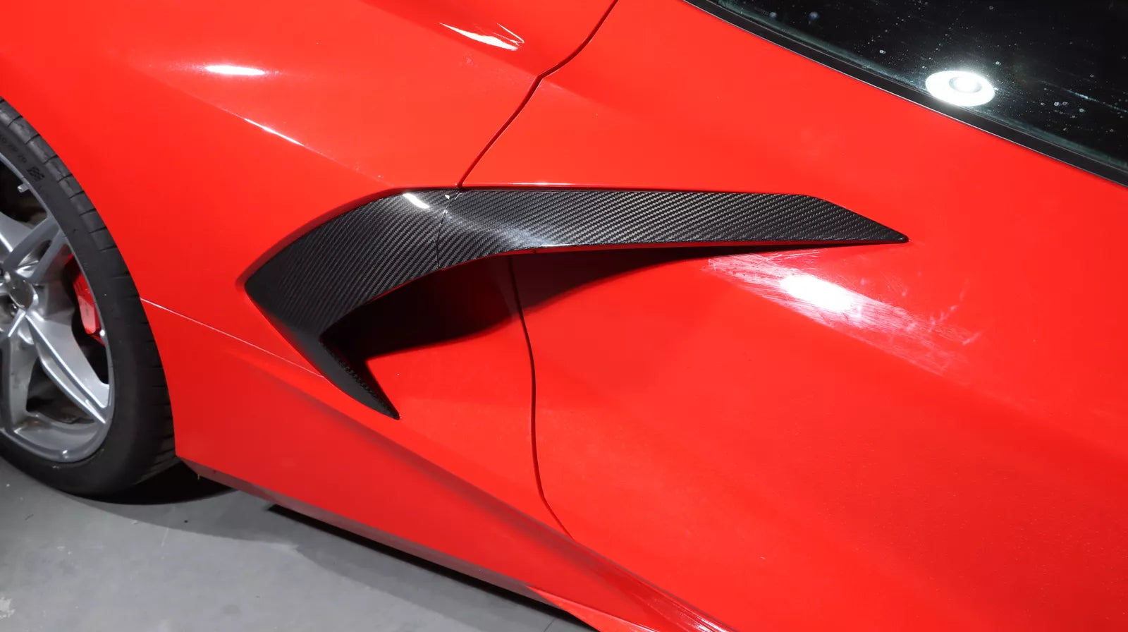 Carbon Fiber Side Fender Vent Door Garnish Trim - Corvette C8