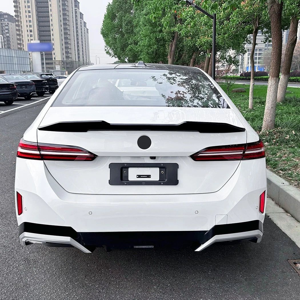 Gloss Black PSM trunk Spoiler - 23-25 BMW G60 530i i5 G90 M5