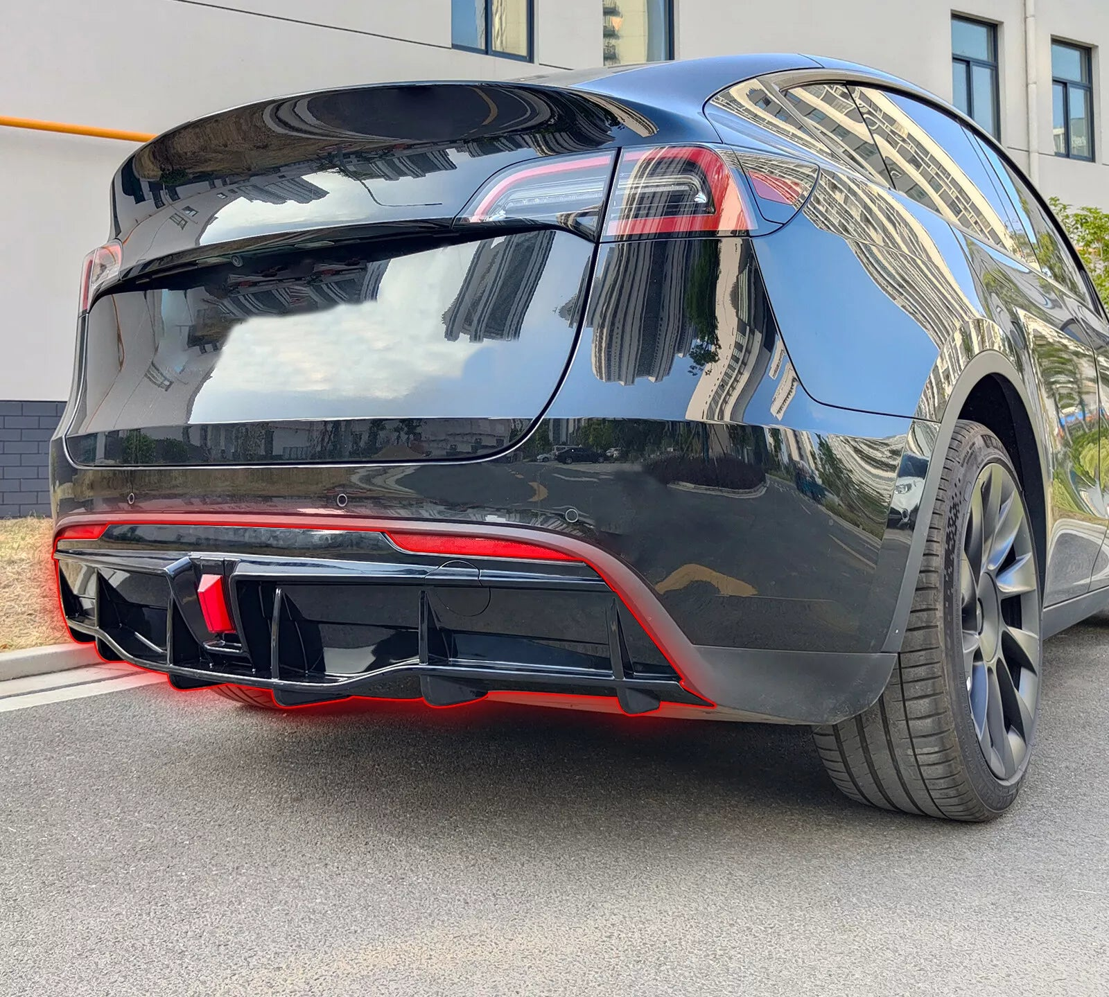 Gloss Black Rear diffuser w/ LED - 20-24 Tesla Model Y