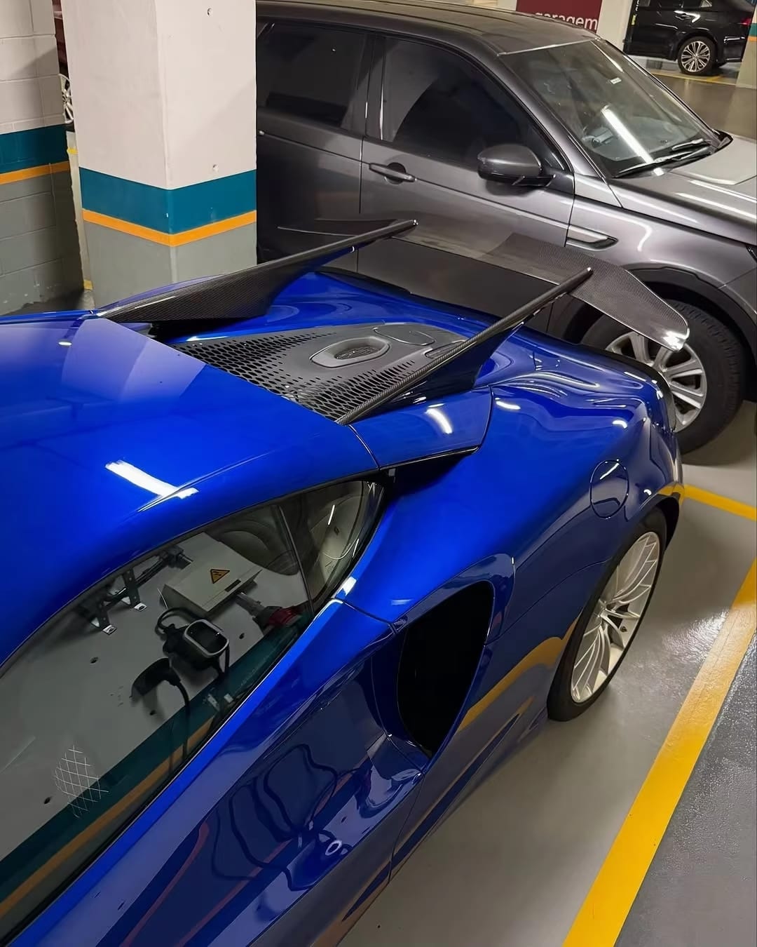 Prepreg Carbon Fiber N style rear Spoiler Tail Wing - Mclaren Artura