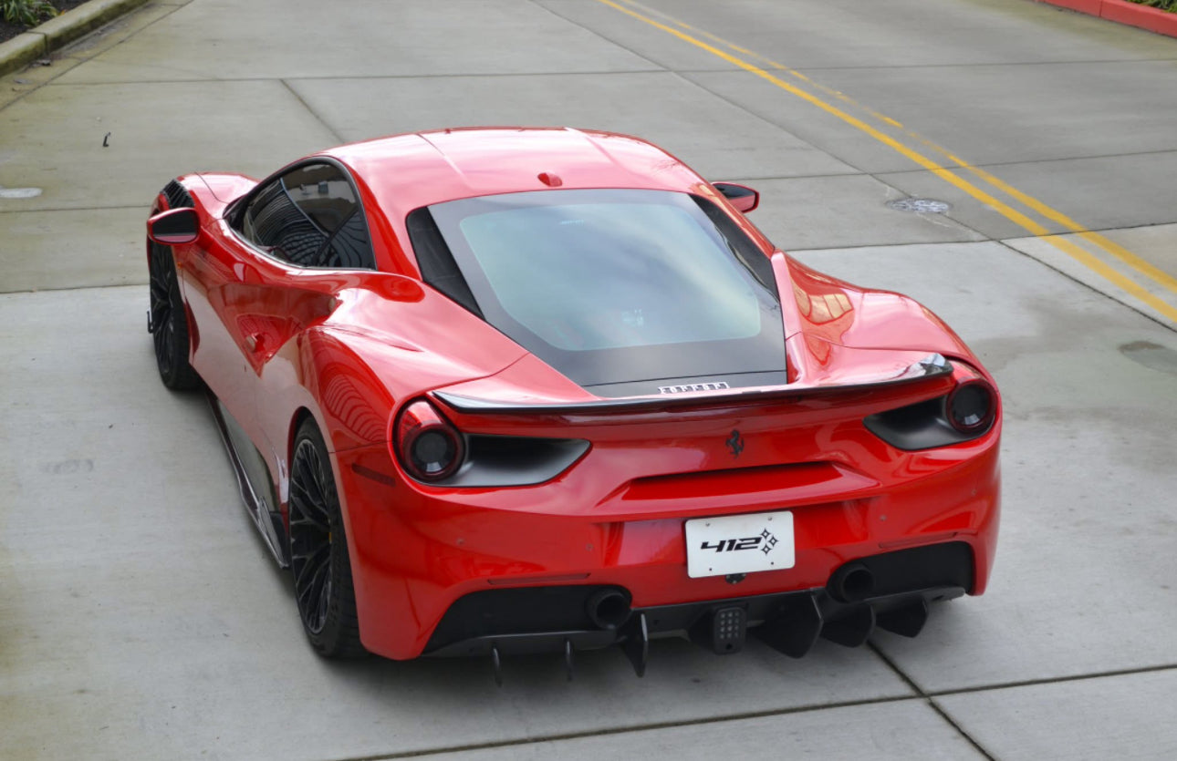 V Style Carbon Fiber Rear Spoiler - Ferrari 488