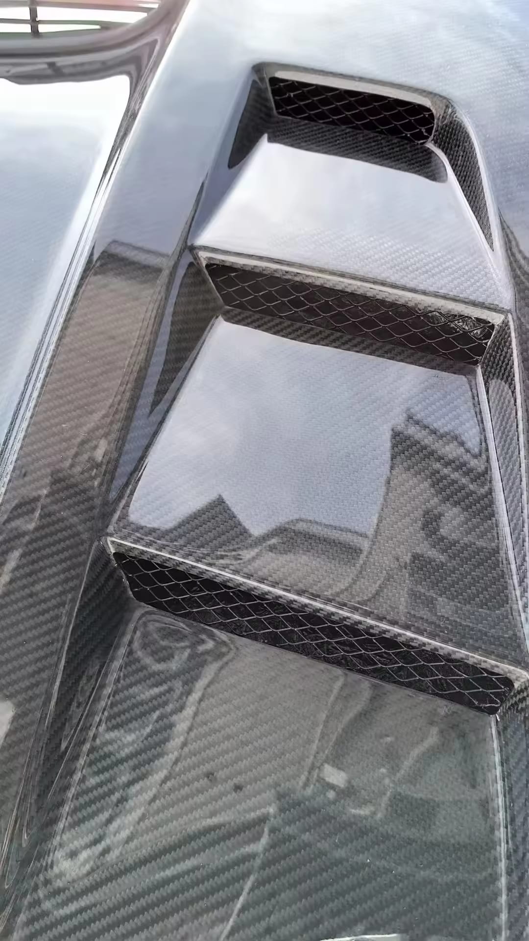 Carbon Fiber Vented Engine Hood Bonnet - BMW G20 3 Series