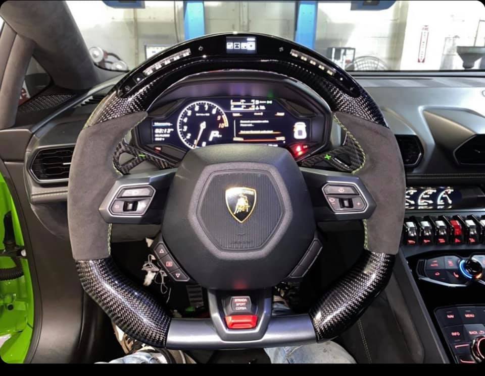 Full Custom Steering Wheel - Lamborghini Huracan