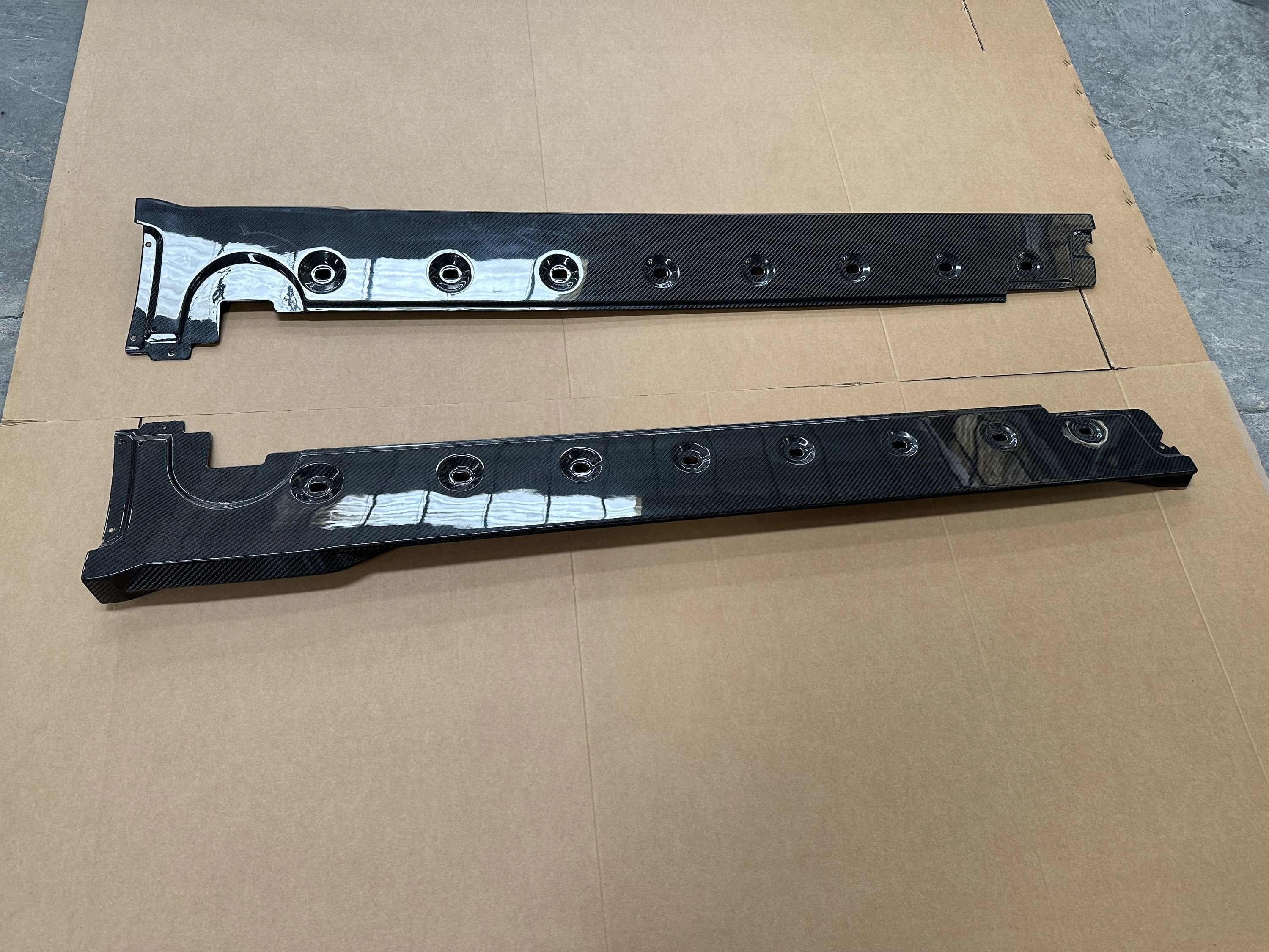 Dry Carbon Fiber 992 Side Skirts - Porsche 992 Carrera S/T/4/4S/Targa