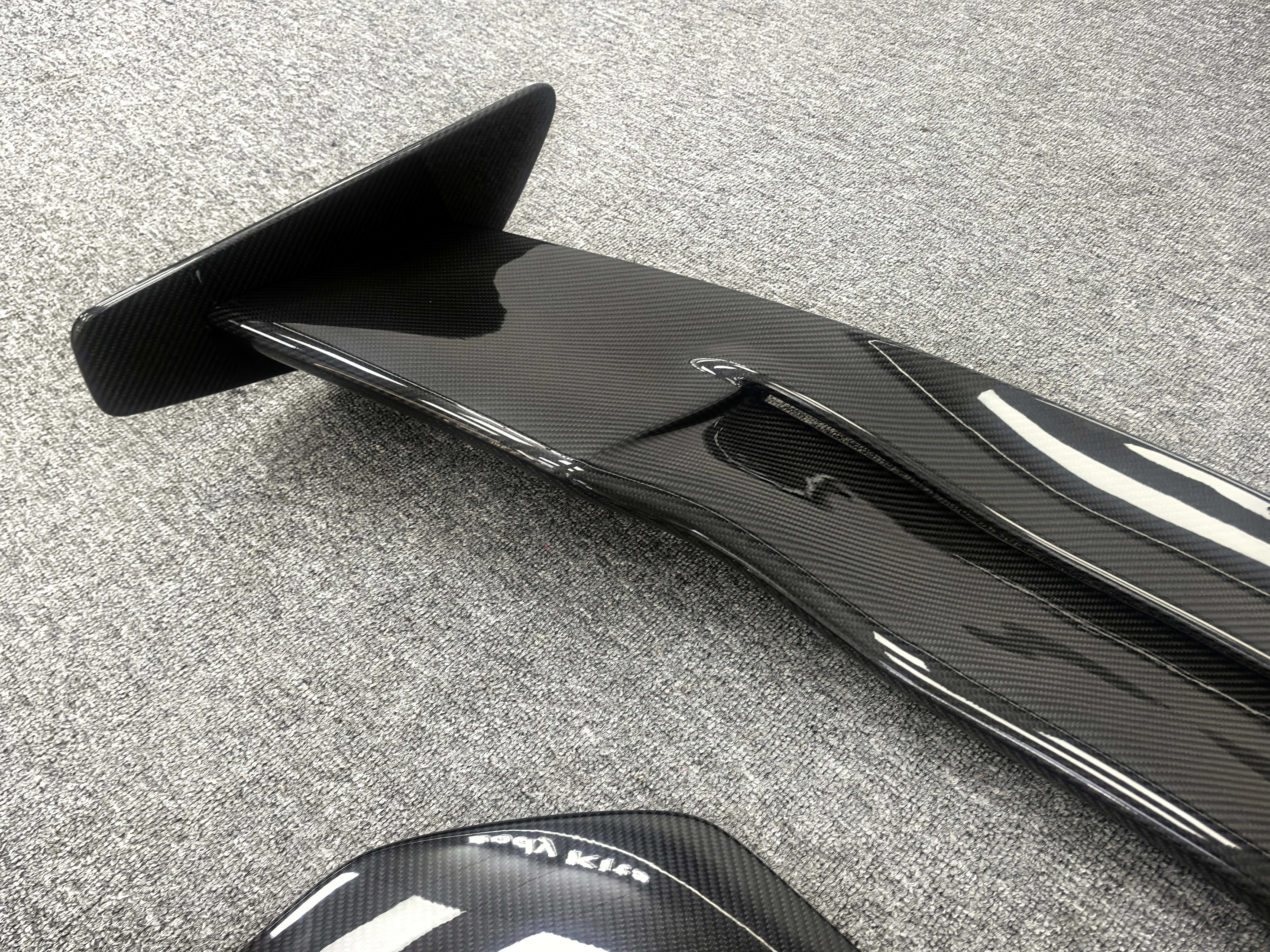 McLaren 720s/765LT Carbon Fiber Chassis Mount Wing