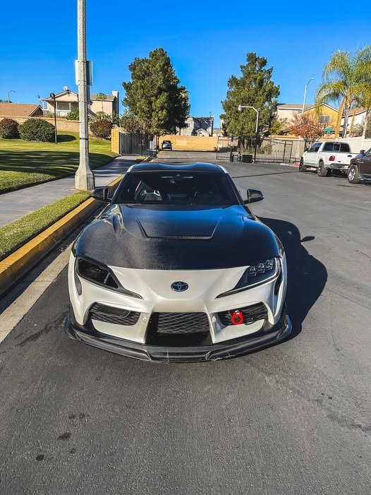 Vented Carbon Fiber Hood - Toyota Supra A90/A91