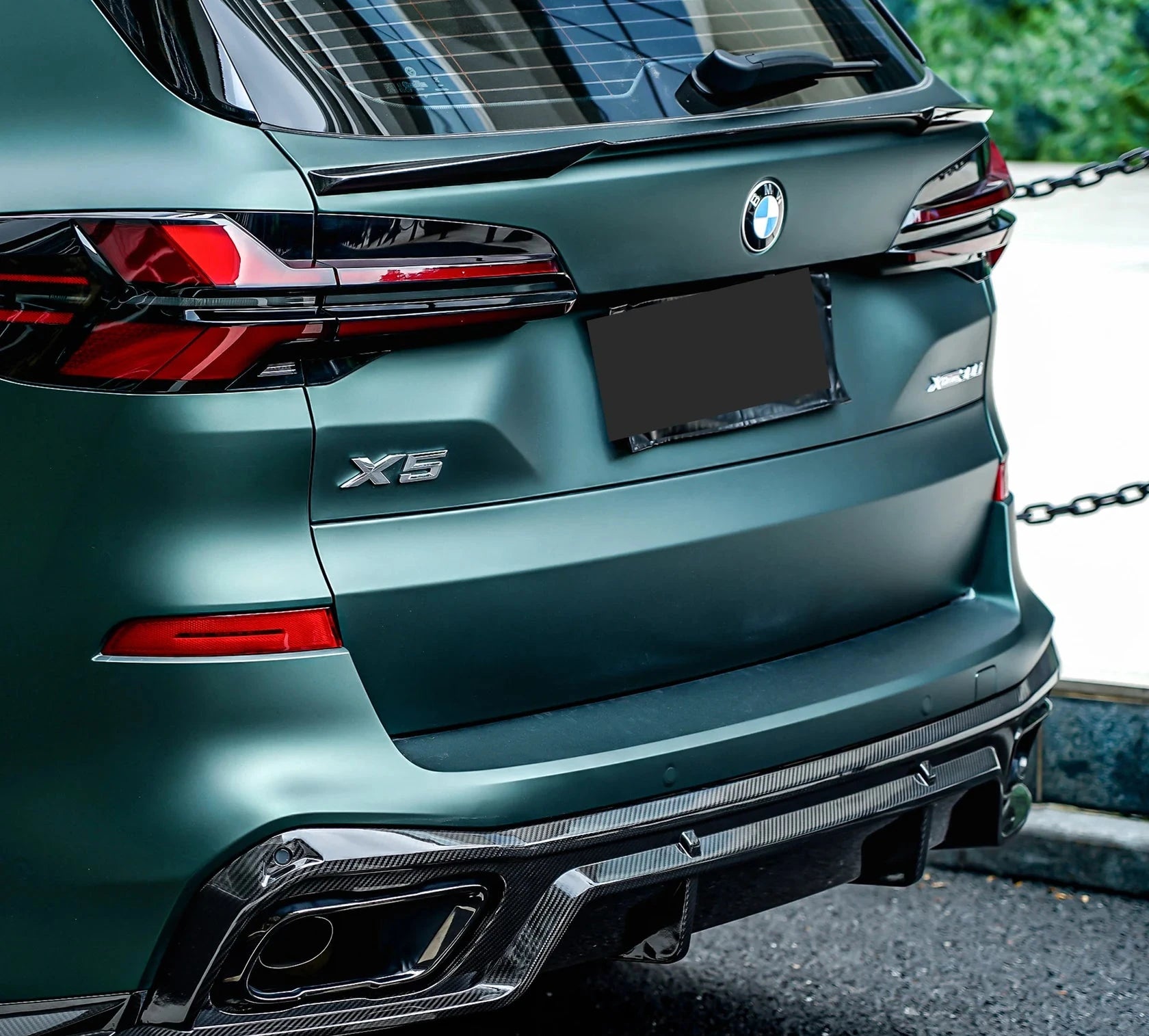 Dry Carbon Fiber Rear MP Diffuser - BMW X5 G05 LCI 2024+