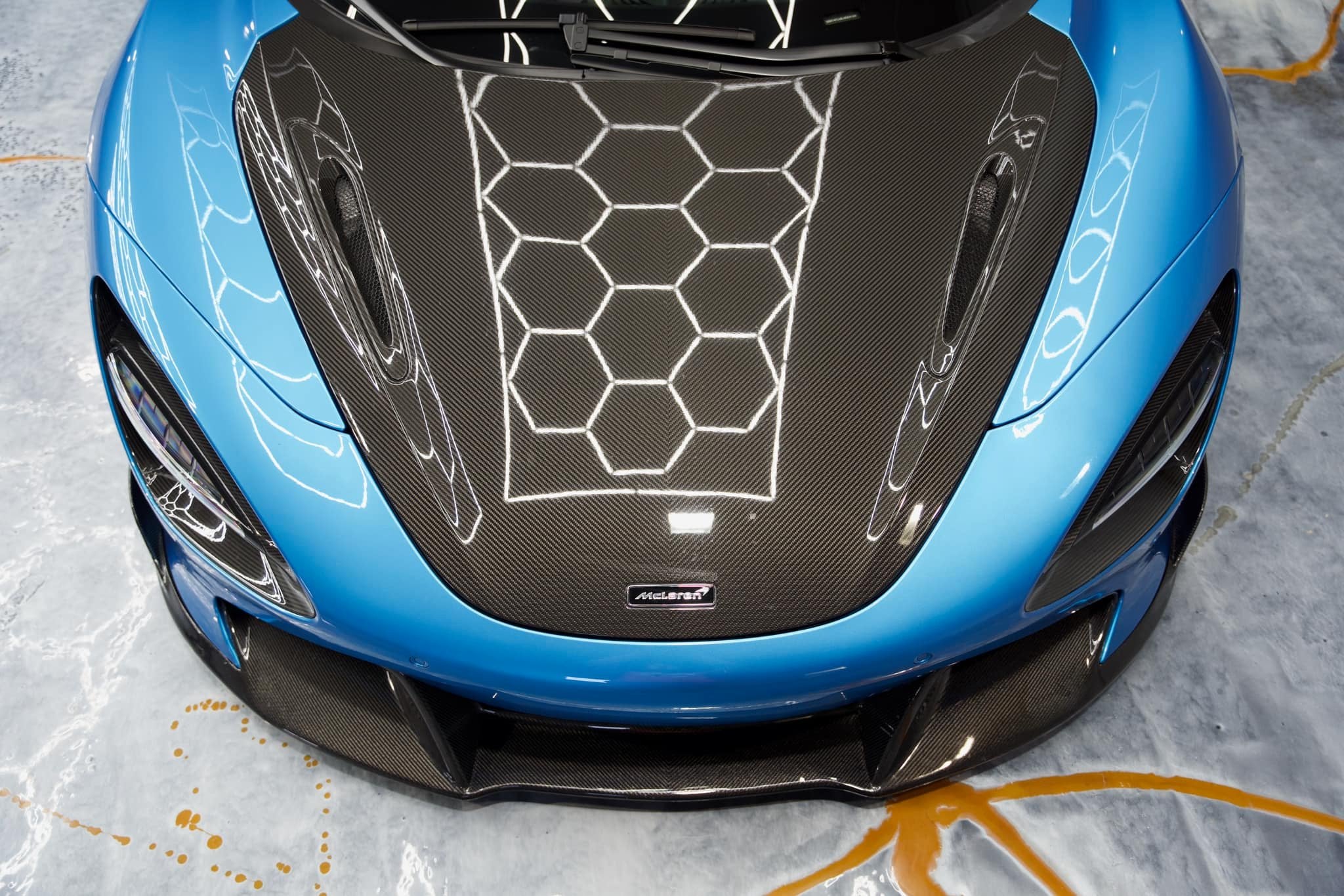 Dry Prepreg Carbon Fiber Front Lip - Mclaren 720s