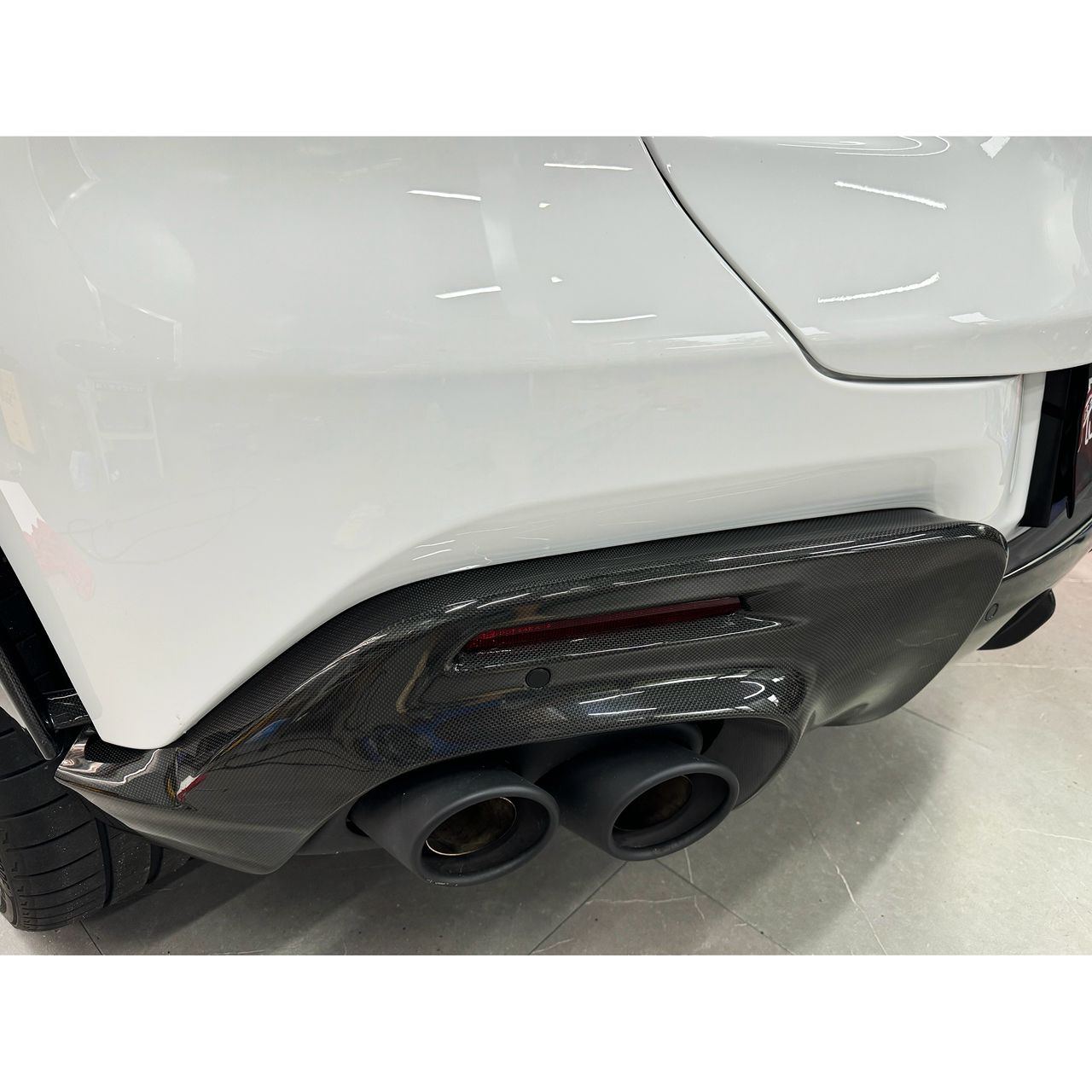 Carbon Fiber Aero Body Kit - Ferrari purosangue