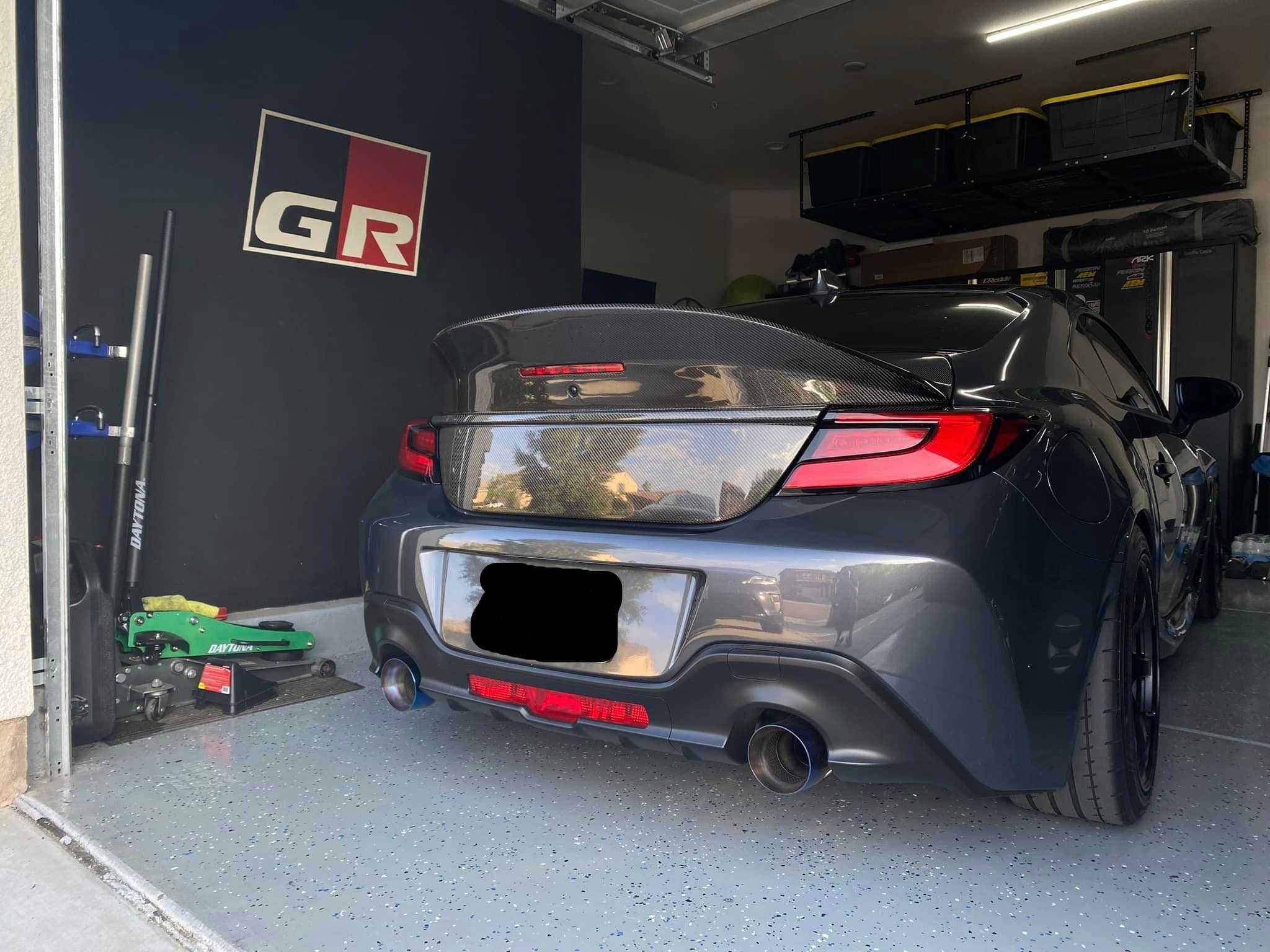 Carbon Fiber Rear Trunk w/DuckTail - Toyota GR86 & Subaru BRZ
