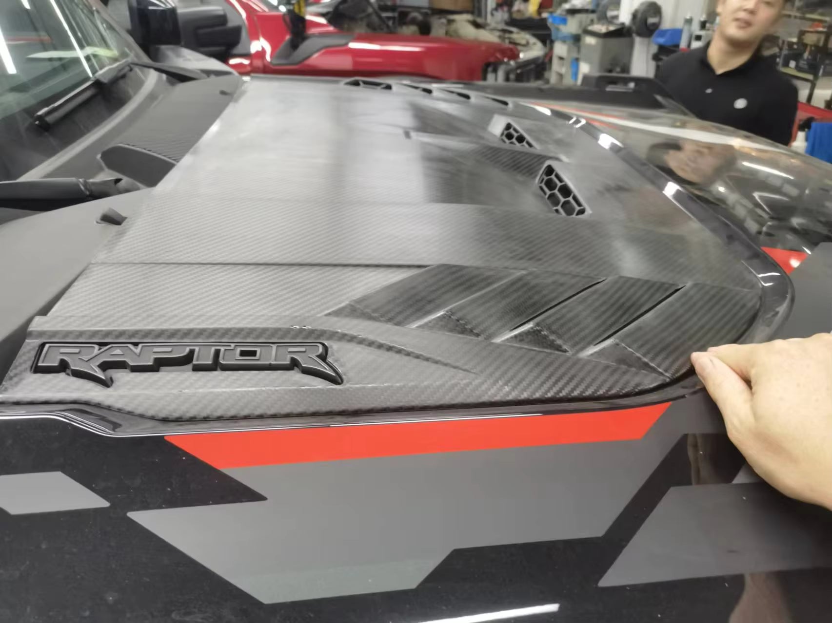 Carbon Fiber Car Front Engine Hood Engine Bonnet Cover Trim - Ford Bronco Raptor 2021 - 2024