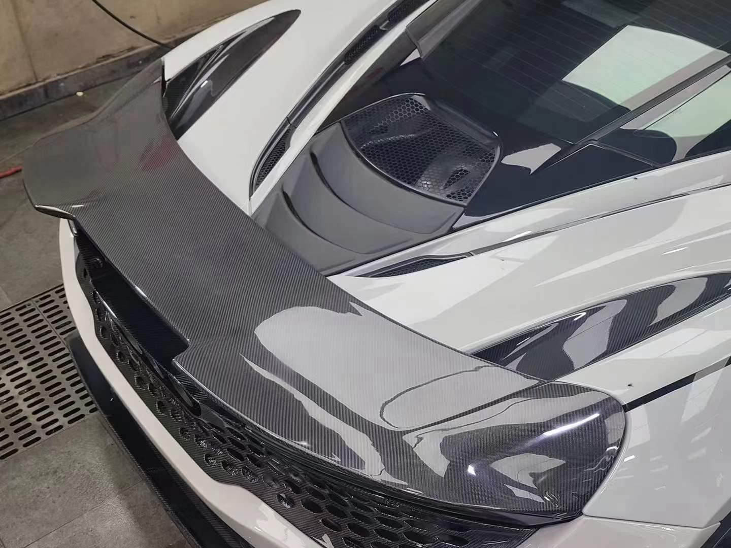 https://www.thecarbonindustries.com › products › 765lt-dry-carbon-fiber-wing-spoiler-mclaren-720s

