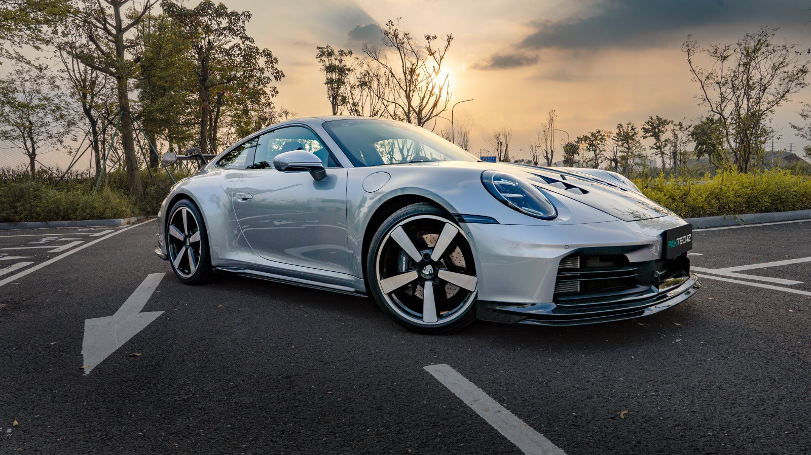 Paktechz Dry Carbon Fiber Body Kit Side Skirts - Porsche 911 992 Carrera S 2019 - 2025