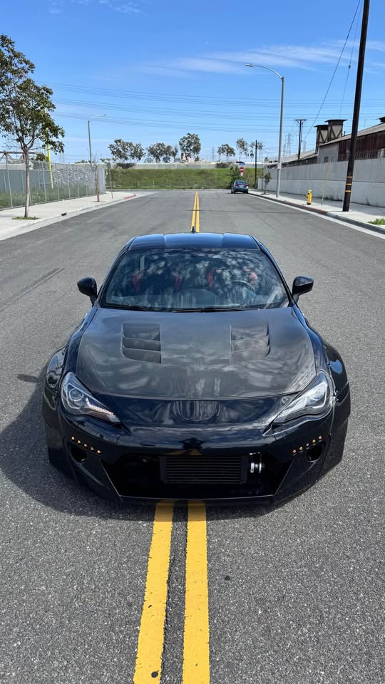 Carbon Fiber Vented Front Engine Hood V1 - Scion FRS / Subaru BRZ
