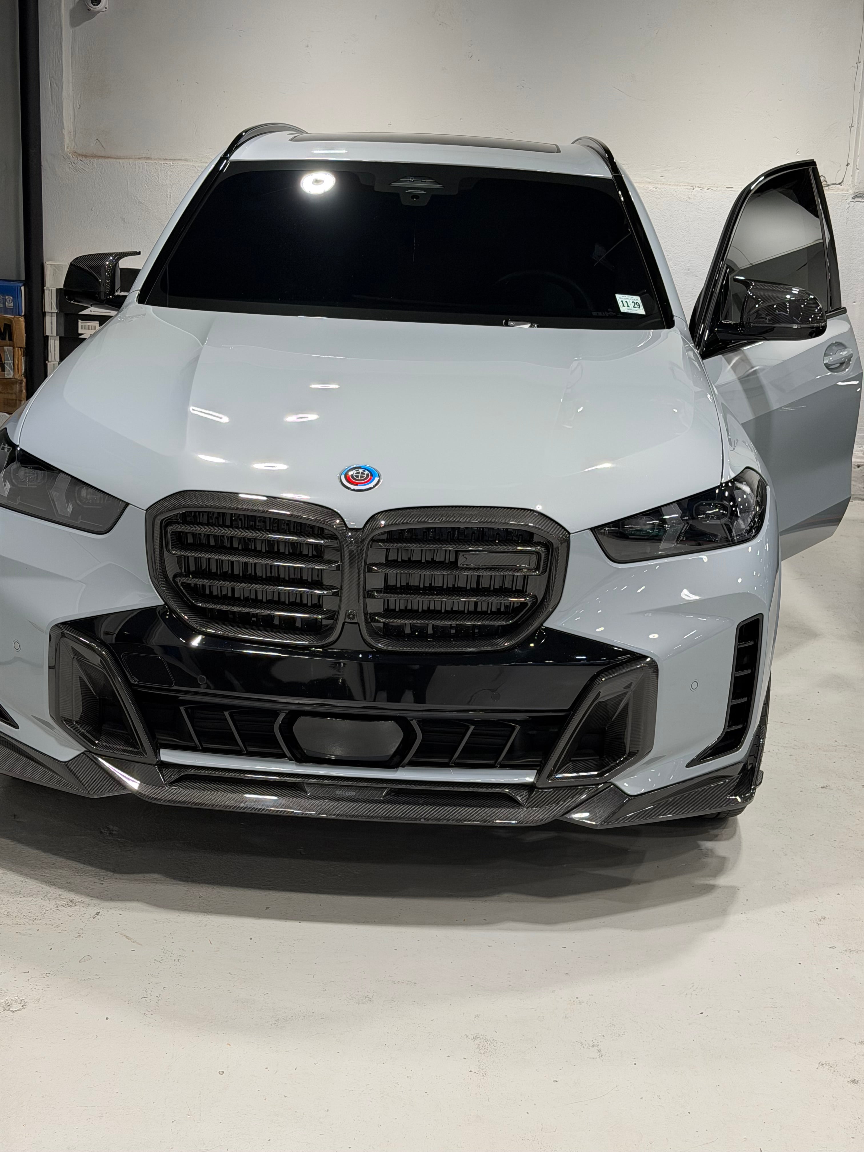 Carbon Fiber Front Grille - BMW G05 X5 LCI