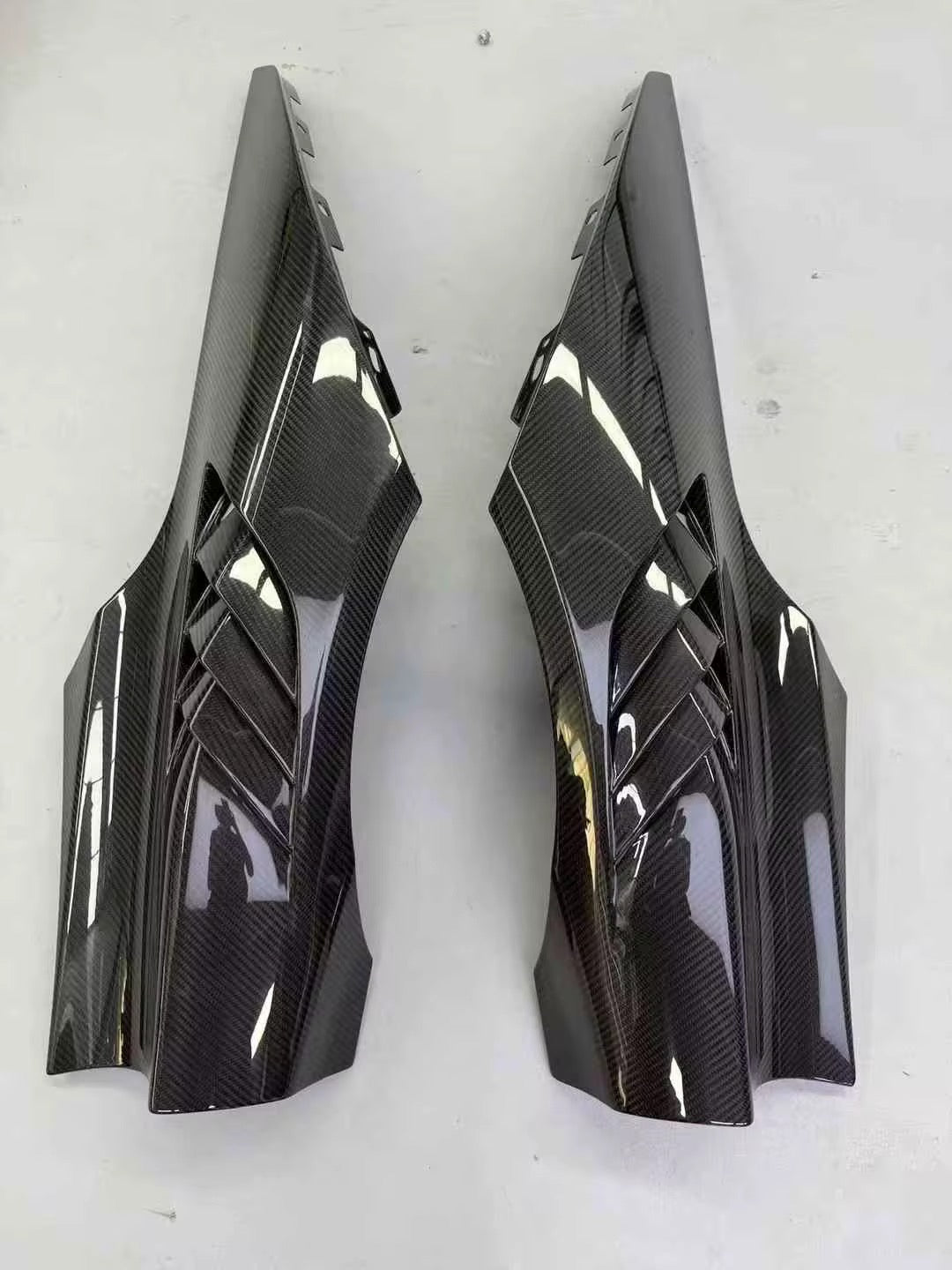 McLaren 750s vented Carbon Fiber Fenders