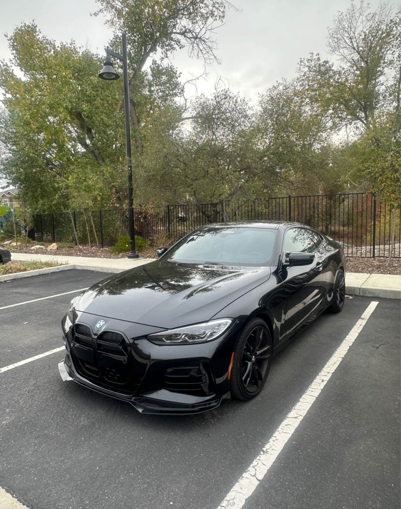 Gloss Black Front Lip - BMW  4-Series G22 G23 M Sport 2020+