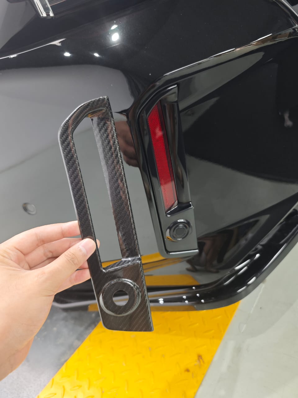 Carbon Fiber Rear Bumper Reflective Trim Cover - BMW G87 M2
