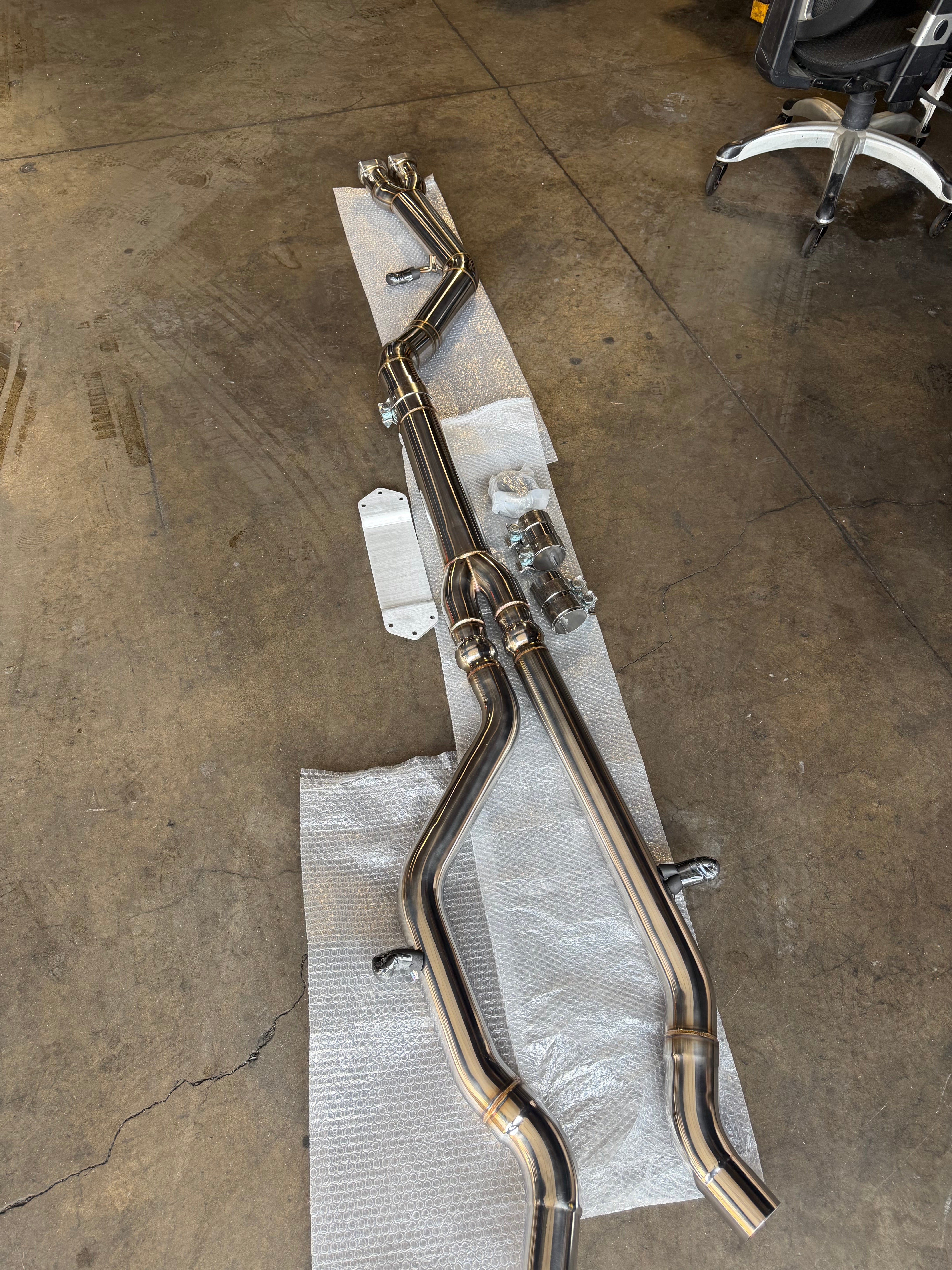 S55 Mid Pipe - BMW M3 M4 F80 F82 F83 S55