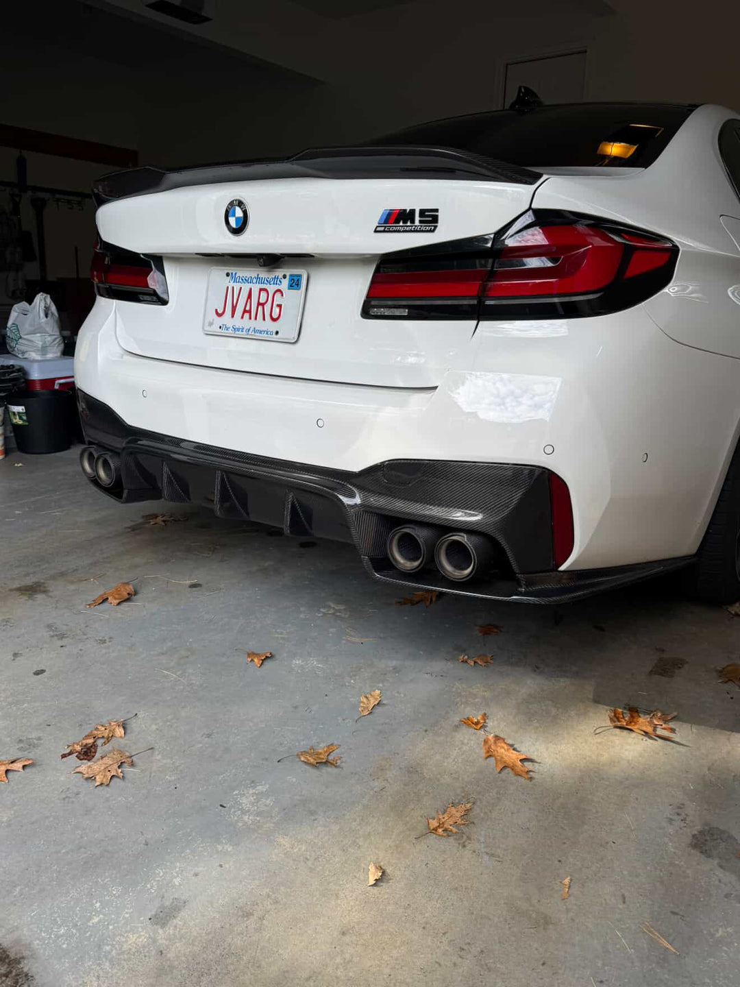 3D Style Carbon Fiber Rear Diffuser - BMW F90 M5