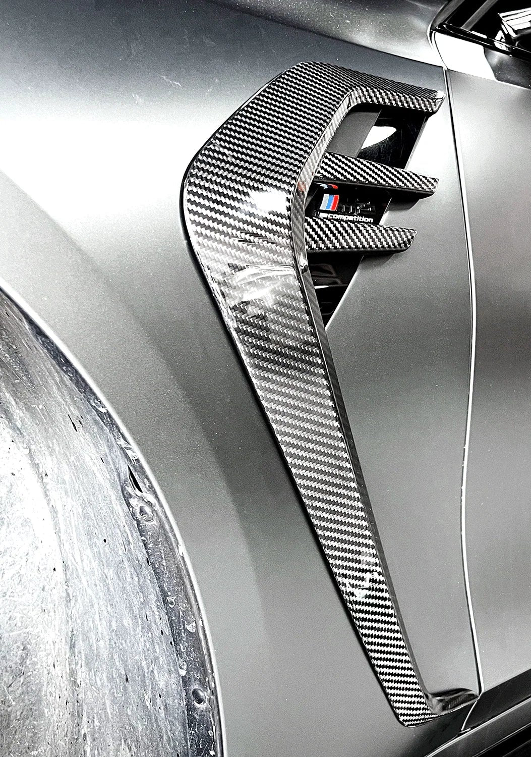 Carbon Fiber CFA Fender Vents Trim - BMW G80/G81/G82/G83 M3 M4