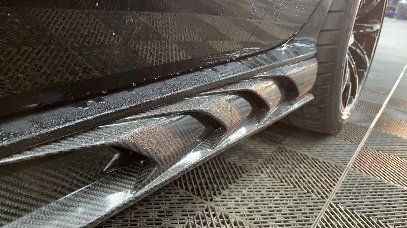 Carbon Fiber TC Style Aerodynamic BodyKit - Mercedes GT63