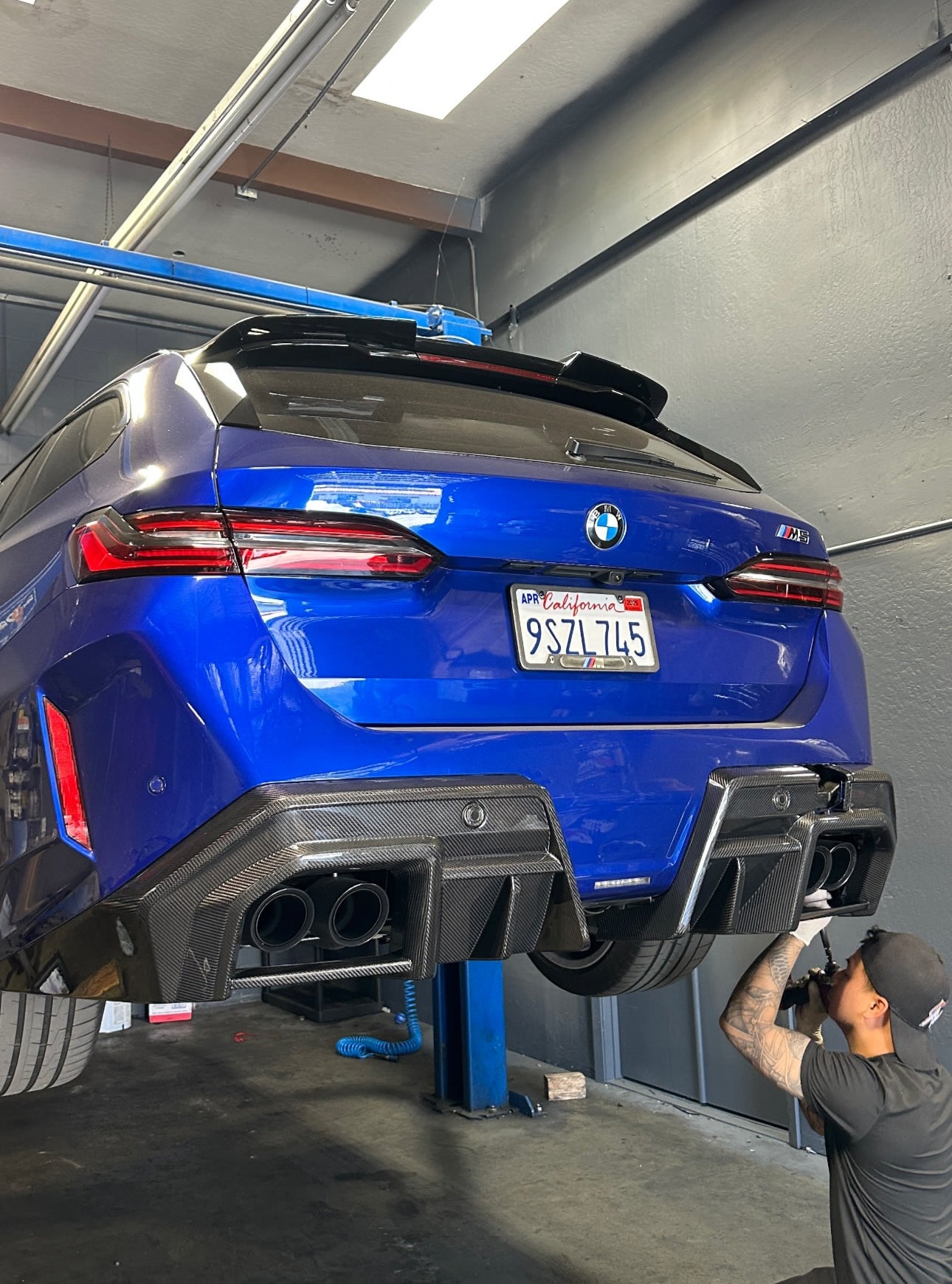 Prepreg Carbon Fiber SQ V2 Rear Diffuser - BMW M5 G90 G99 4-Door 2025+