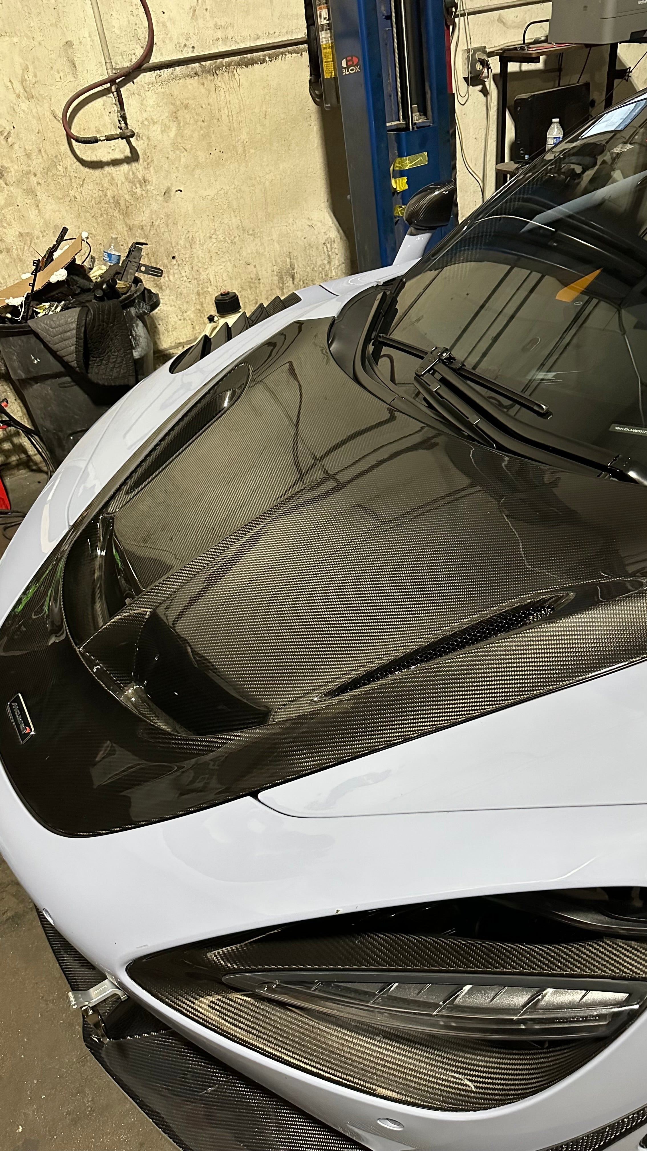 Carbon Fiber V Front Hood Bonnet Lid- McLaren 720s/ 750s/765Lt