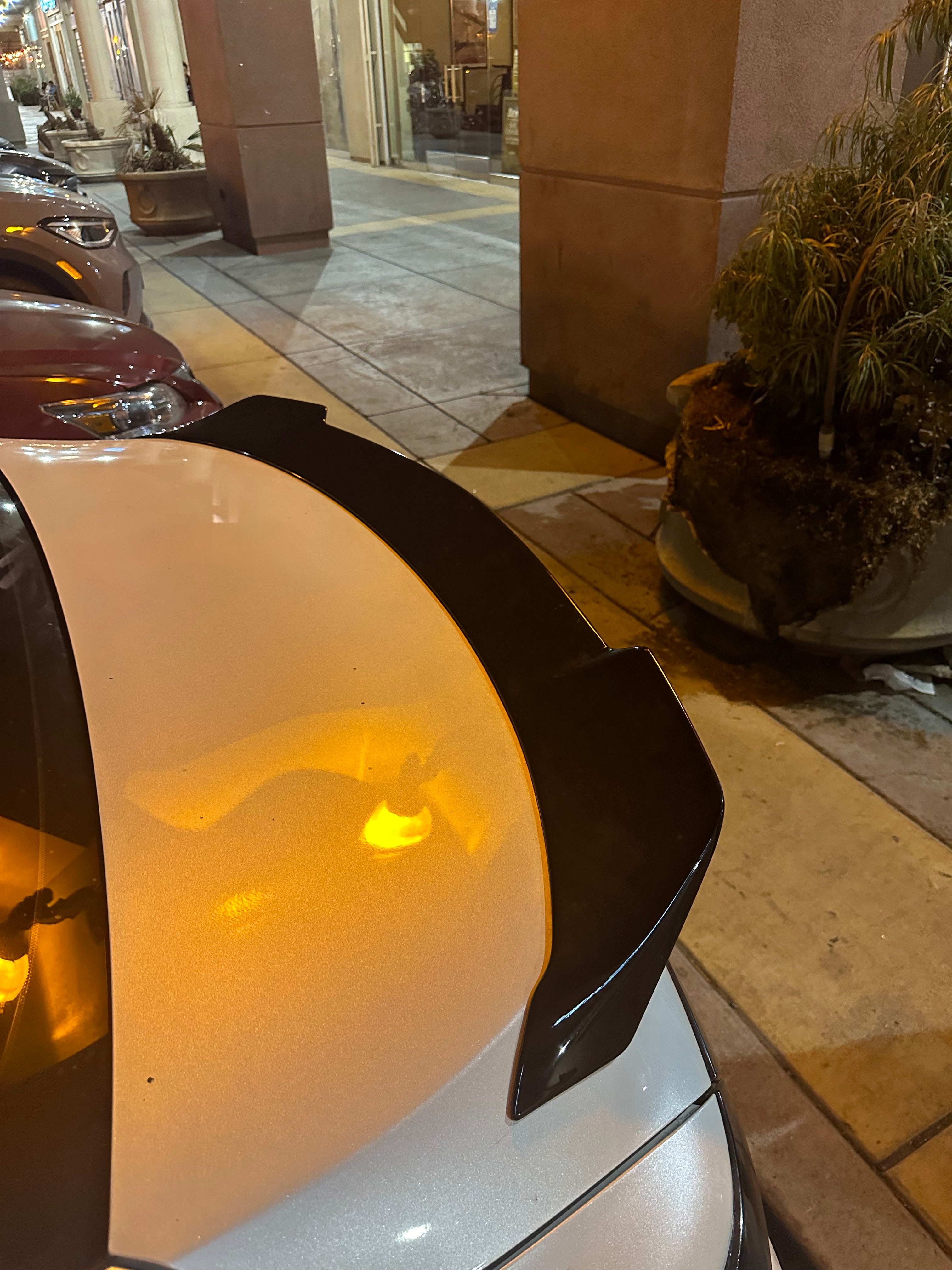 V2 Gloss Black Spoiler - Toyota Camry SE/XSE/LE/XLE