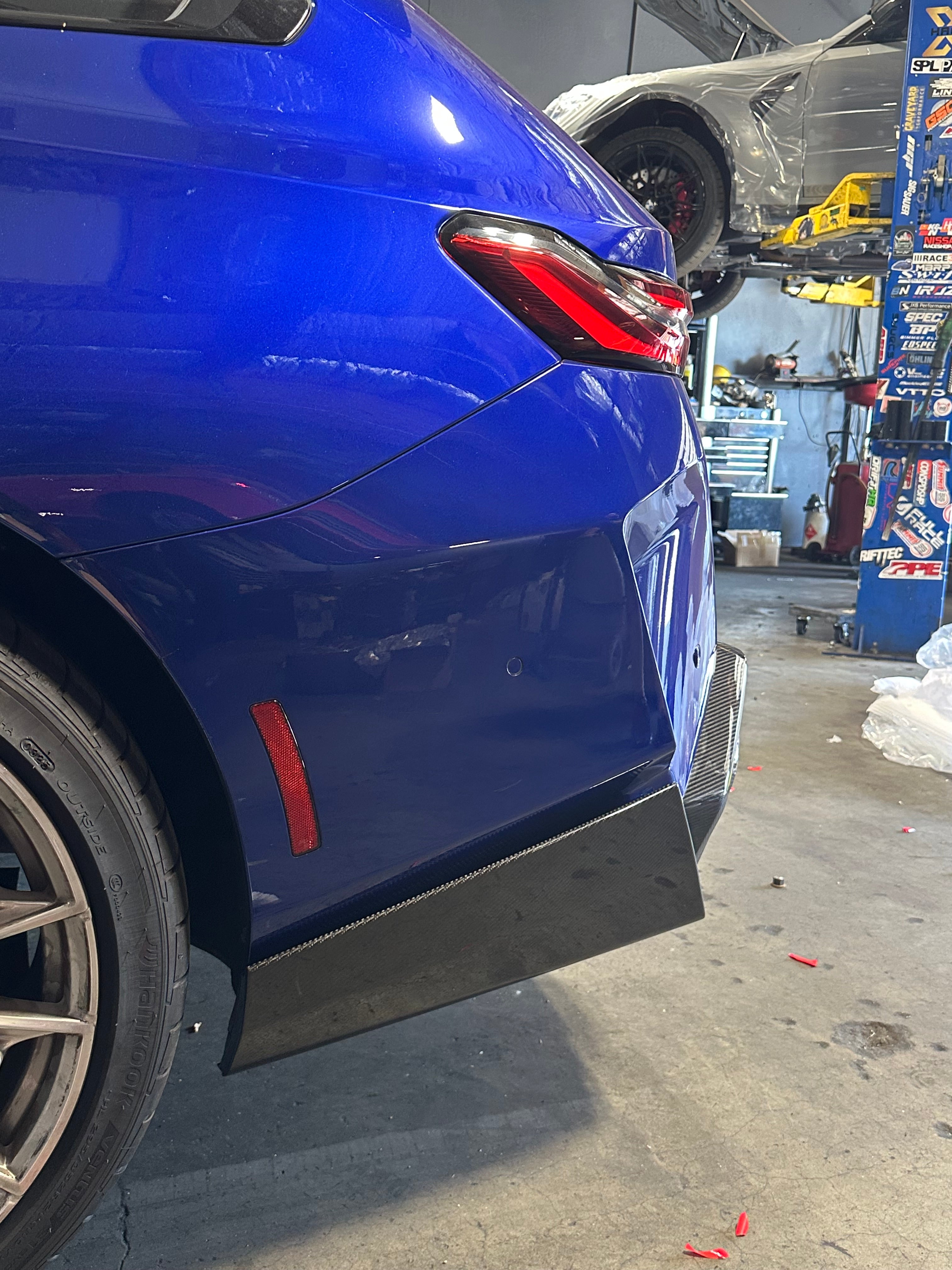 Prepreg Carbon Fiber SQ V2 Rear Diffuser - BMW M5 G90 G99 4-Door 2025+