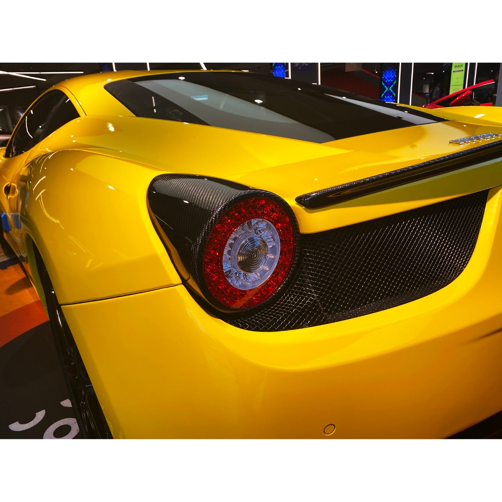 Carbon Fiber Tail Light Lamp Cover - Ferrari 458
