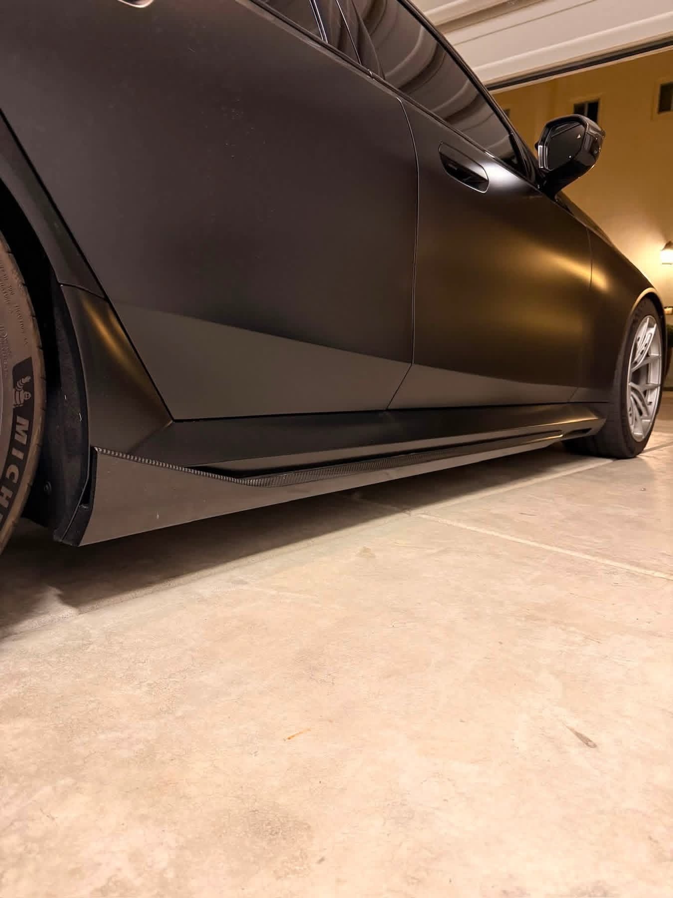 Prepreg Carbon Fiber MP Style Aero Body Kit -  BMW G90/ G99 M5 2025+