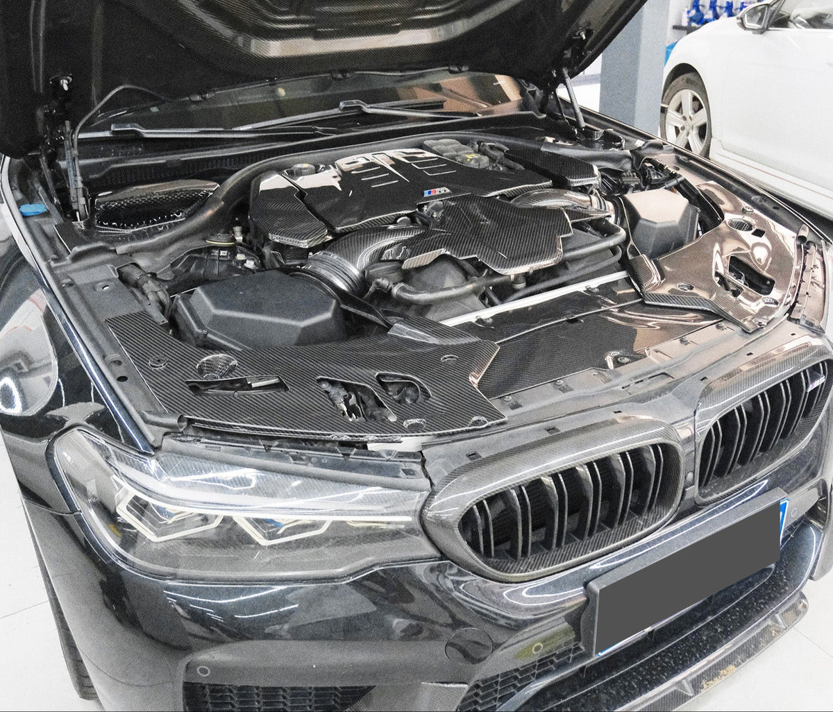 Carbon Fiber Complete Engine Bay Kit - BMW F90 / G30 M5/ M8 F90, F91,