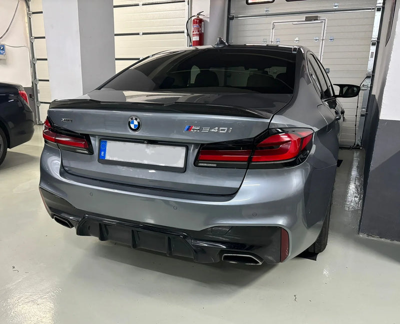 LCI OLED Rear Taillights - BMW F90 M5 & G30 5 Series – The Carbon ...