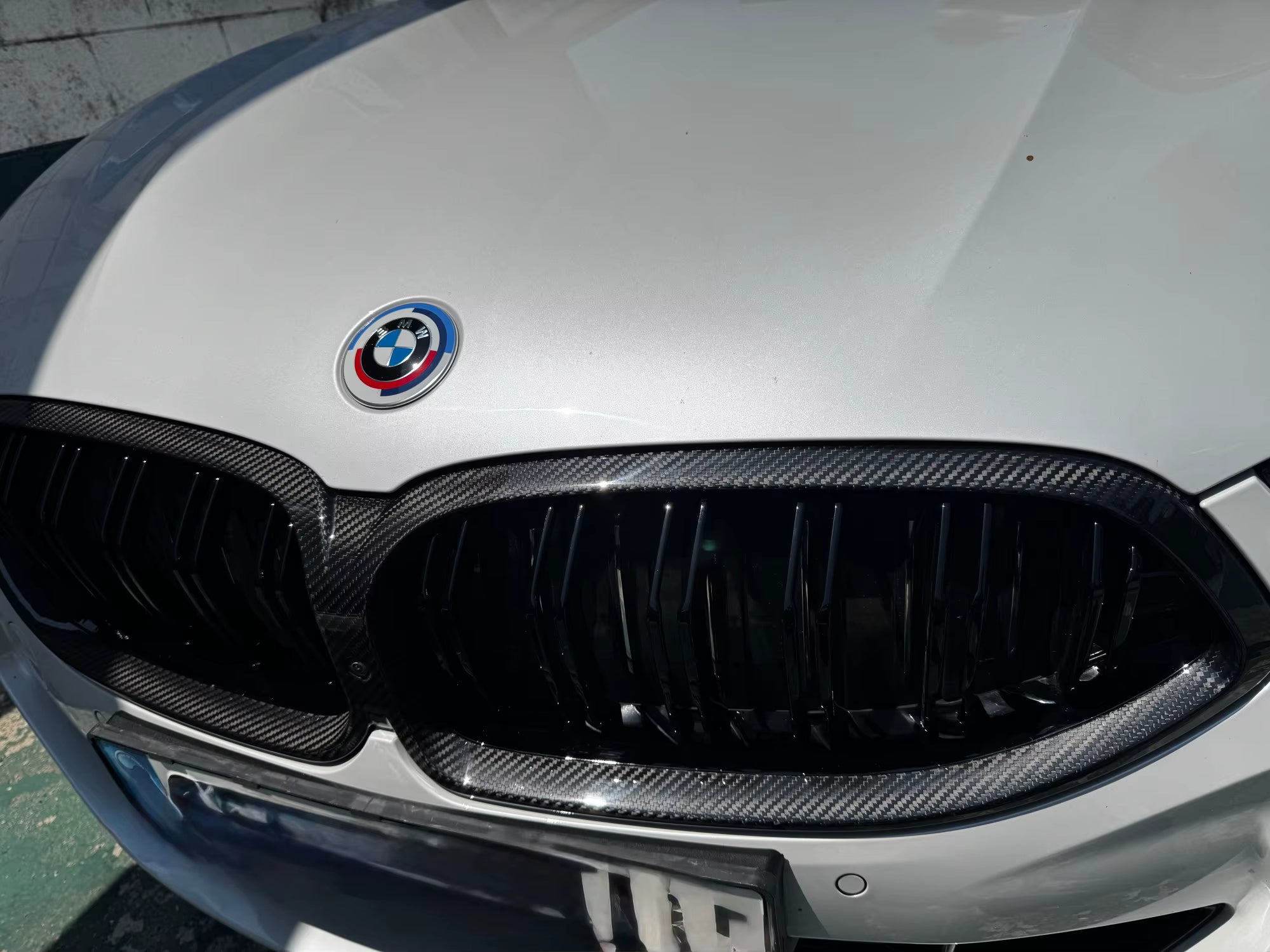 Carbon Fiber Dual Slat Grille - BMW F91 / F92 / F93 M8