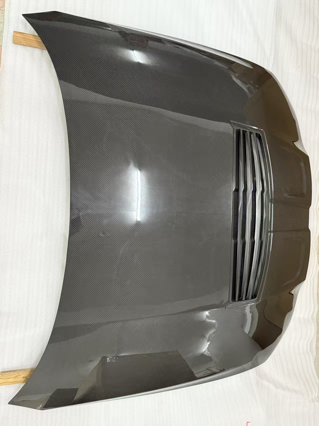 Prepreg Carbon Fiber GT4 Style Vented Engine hood -  BMW G80 M3 G82 M4