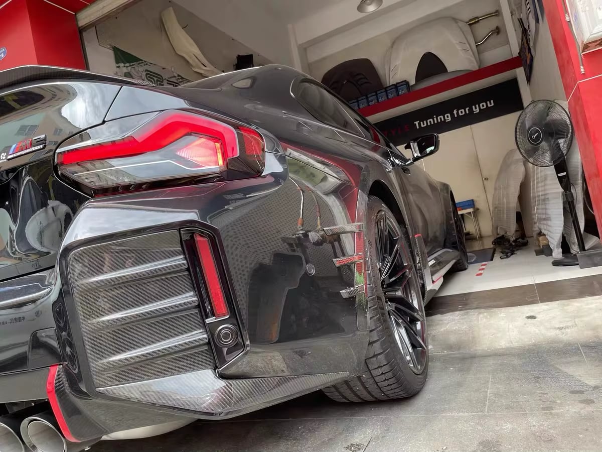 Carbon Fiber M Performance Style Rear Bumper Insert Trim Set - BMW G87