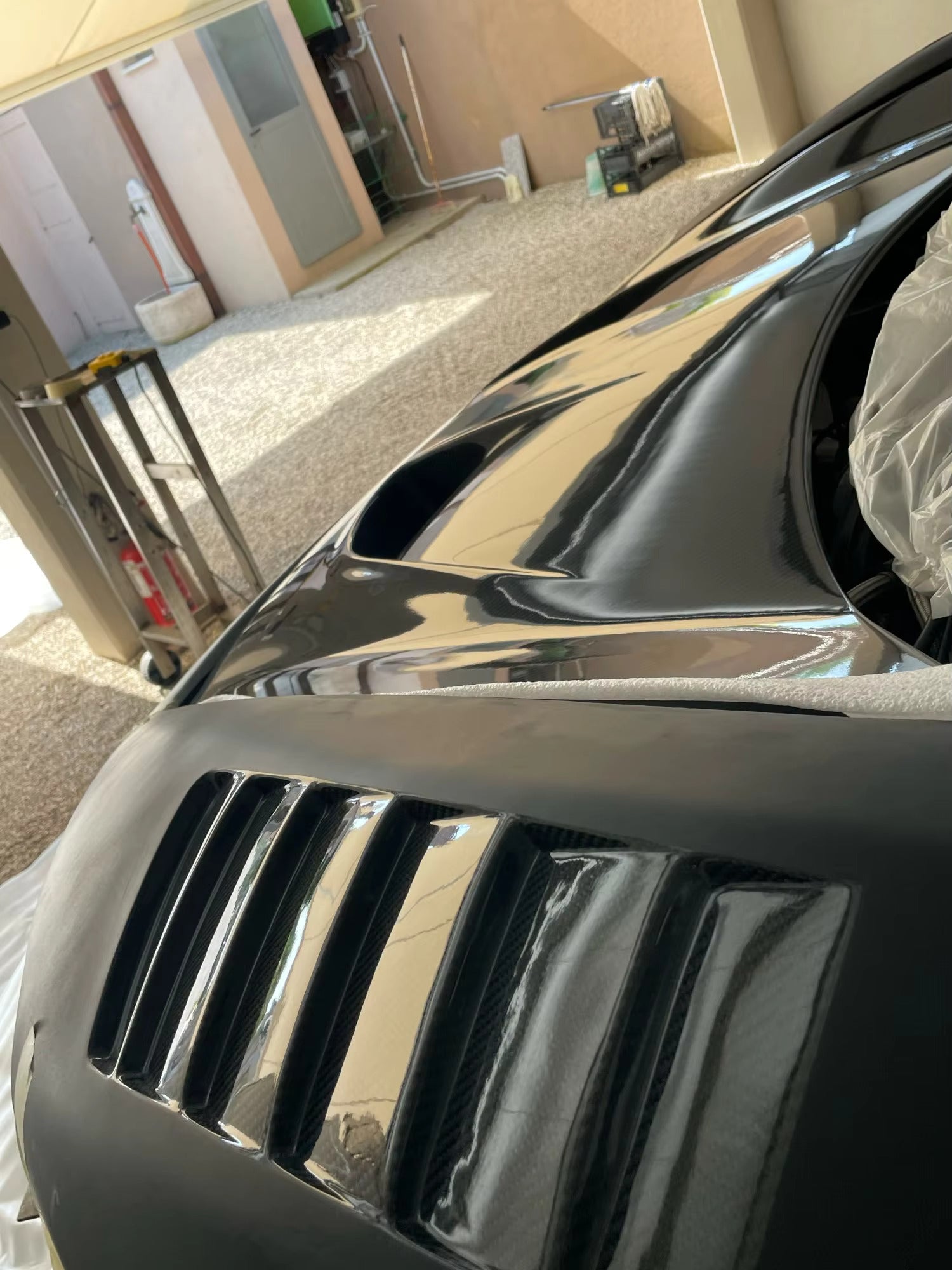 https://www.thecarbonindustries.com › products › 675lt-conversion-body-kit-mclaren-mp4-12c-650s

