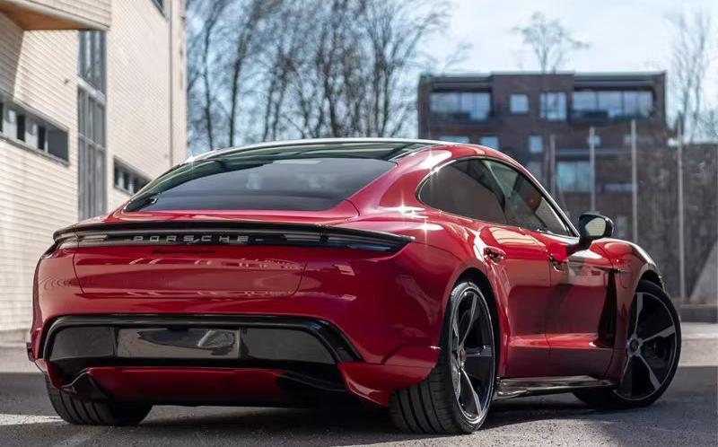Carbon Fiber Spoiler (3pc) - Porsche Taycan