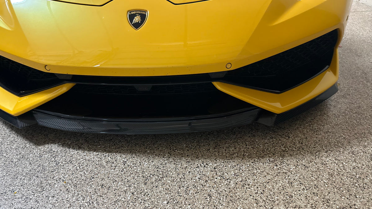 V-Style Carbon Fiber Front Lip - LAMBORGHINI HURACAN
