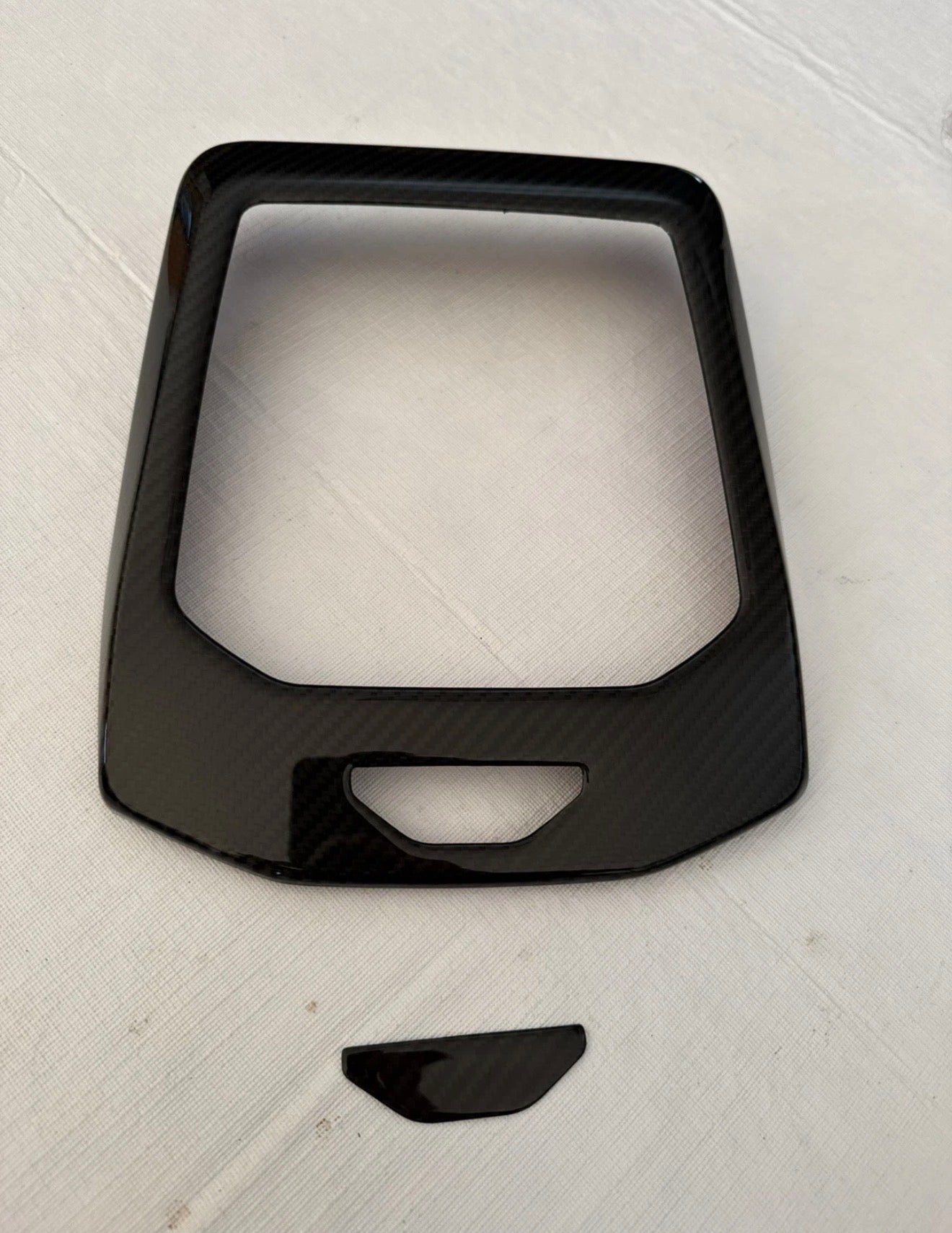 Carbon Fiber Center Console Gear Panel Trim - BMW 5 Series G60 540i i5 M60 2024+