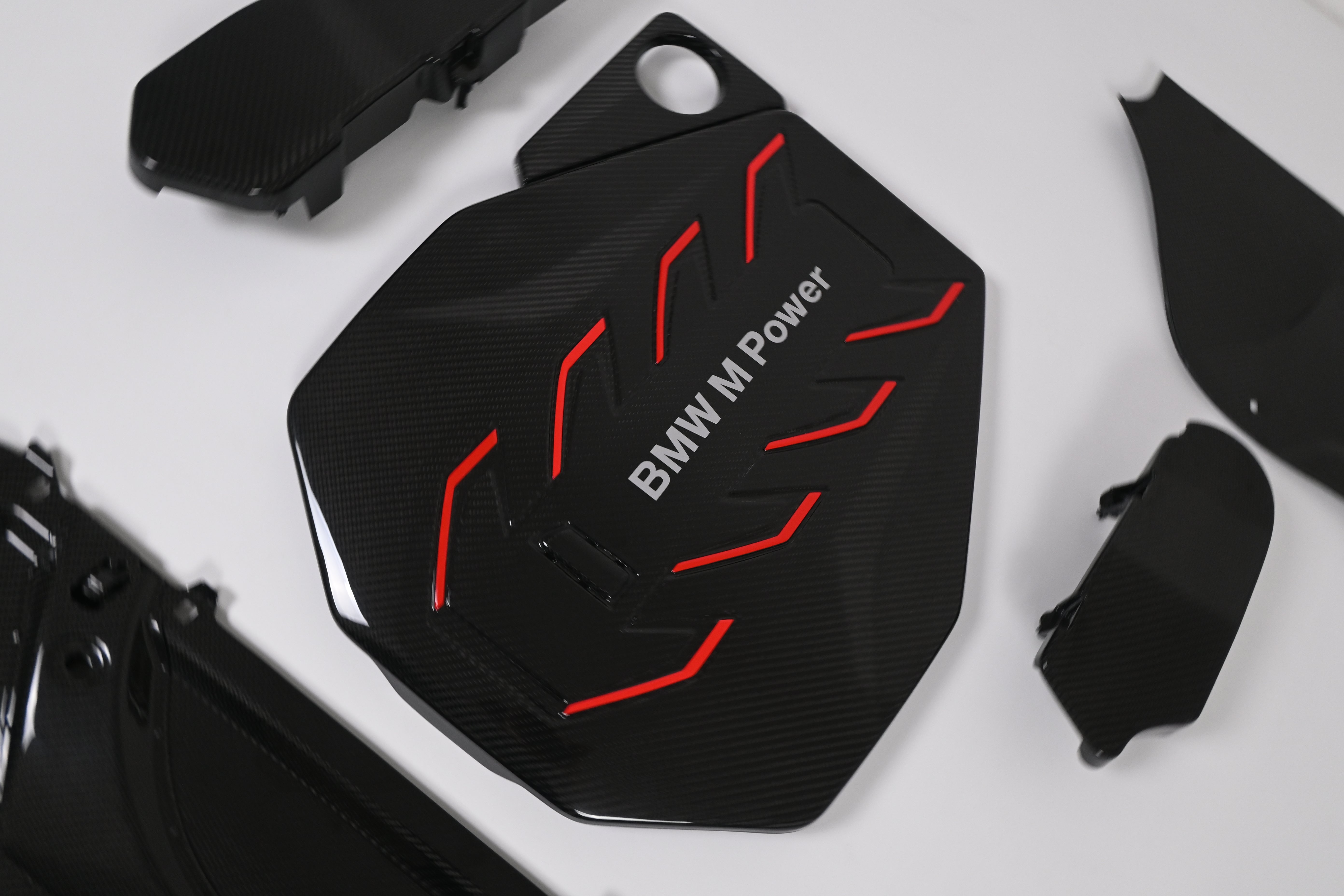 Carbon Fiber Engine Bay Cover Kit - BMW G90 M5